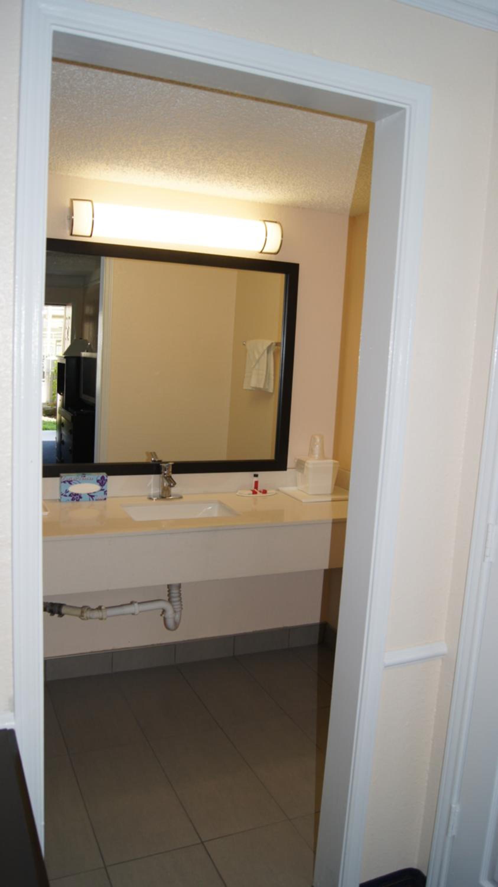 Travelodge by Wyndham North Richland Hills/Dallas/Ft Worth photo 26