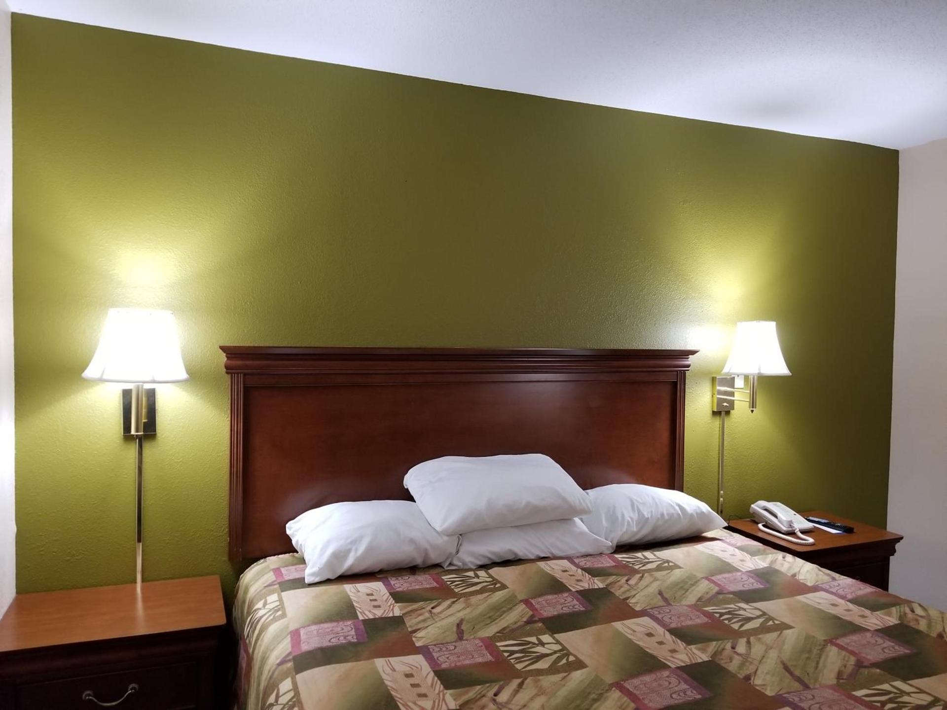 Briarwood Inn photo 32