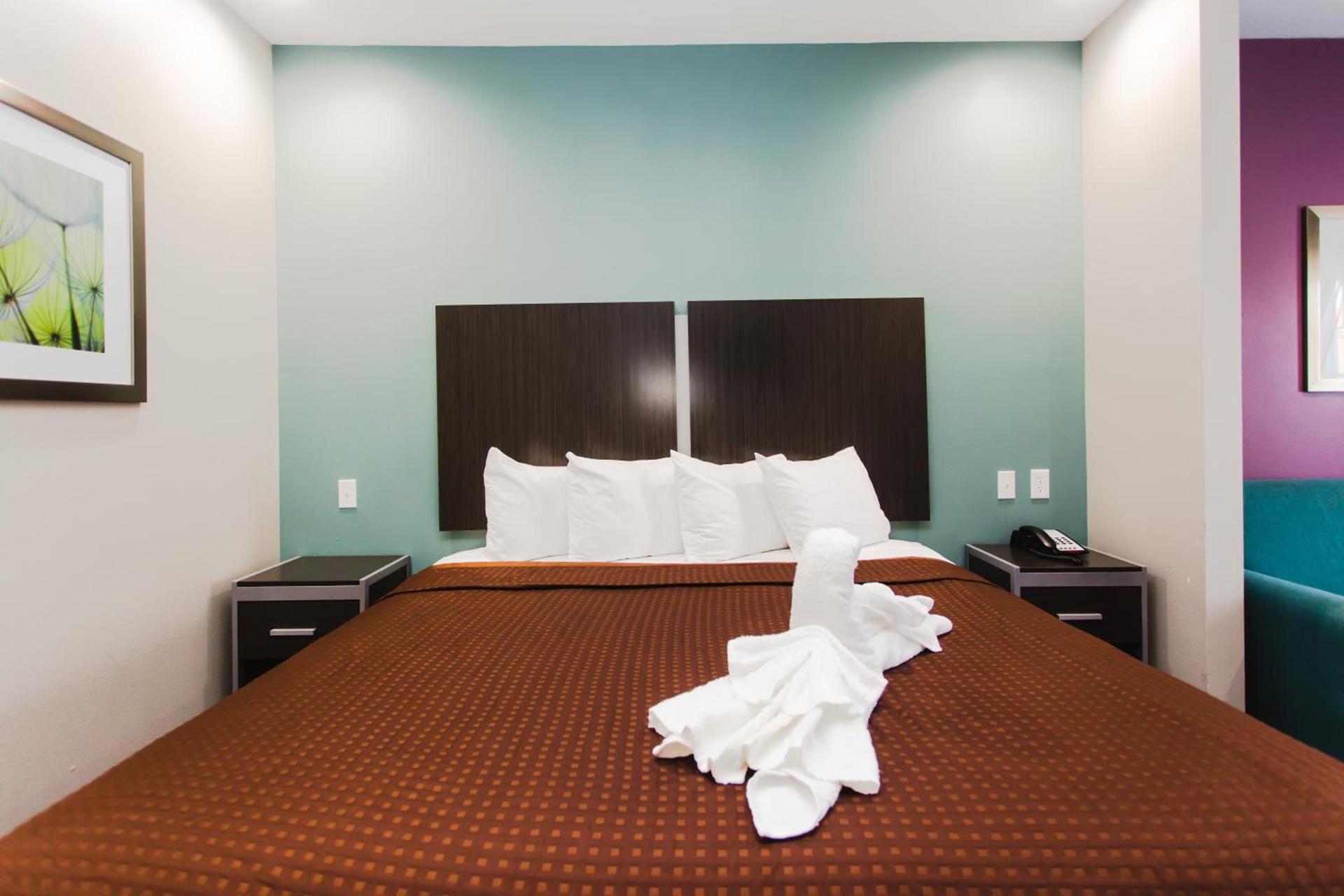 Express Inn - Spring photo 53