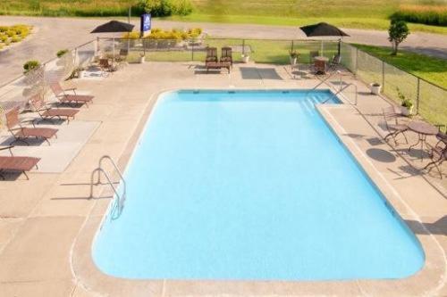 Valued Stay Madison photo 8