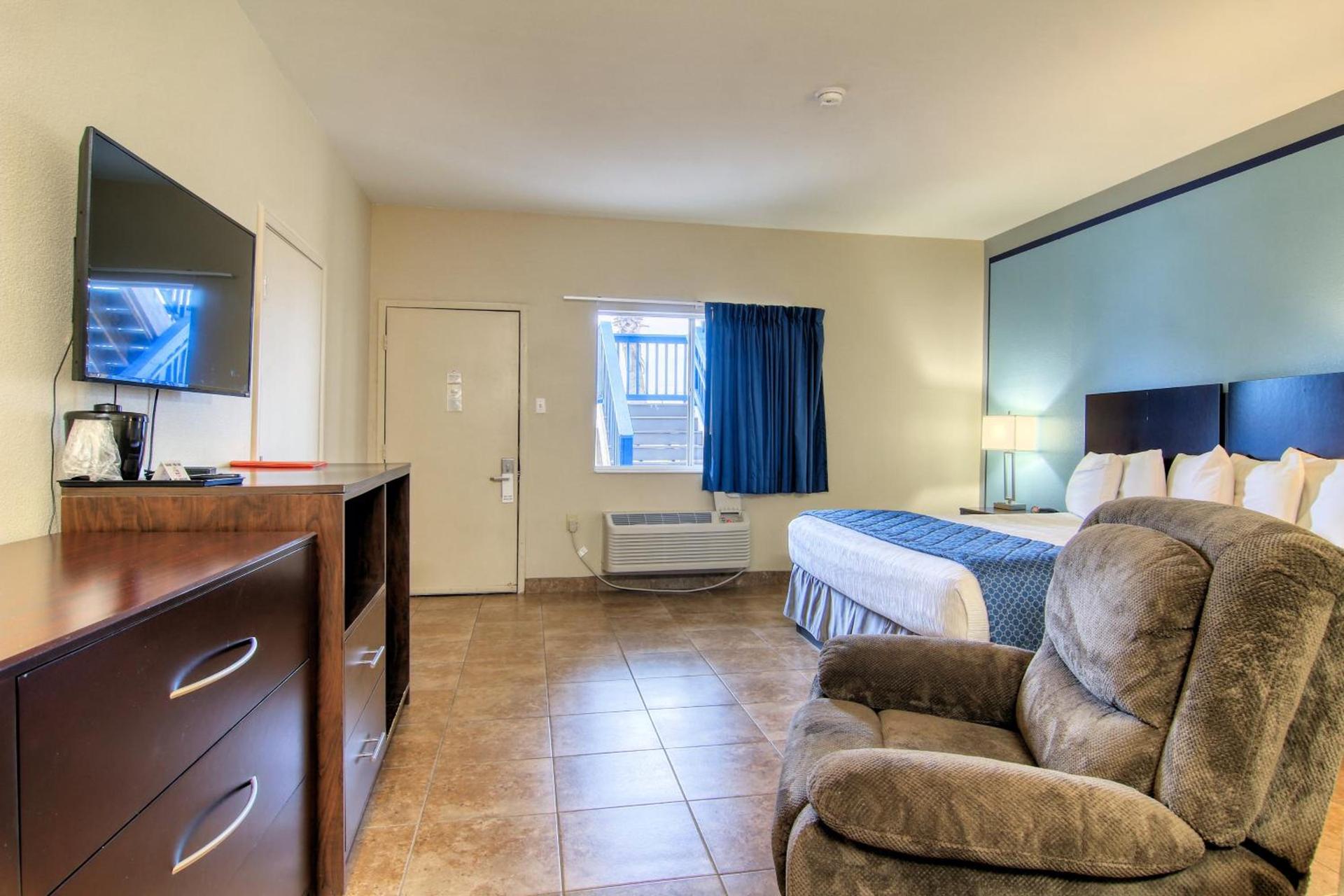 Alister Square Inn photo 20