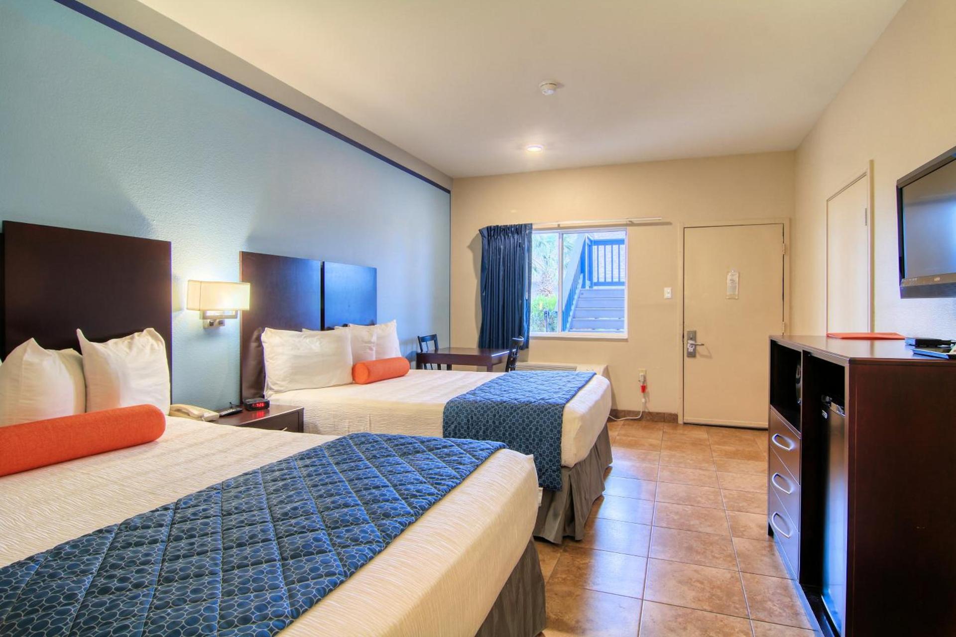 Alister Square Inn photo 34