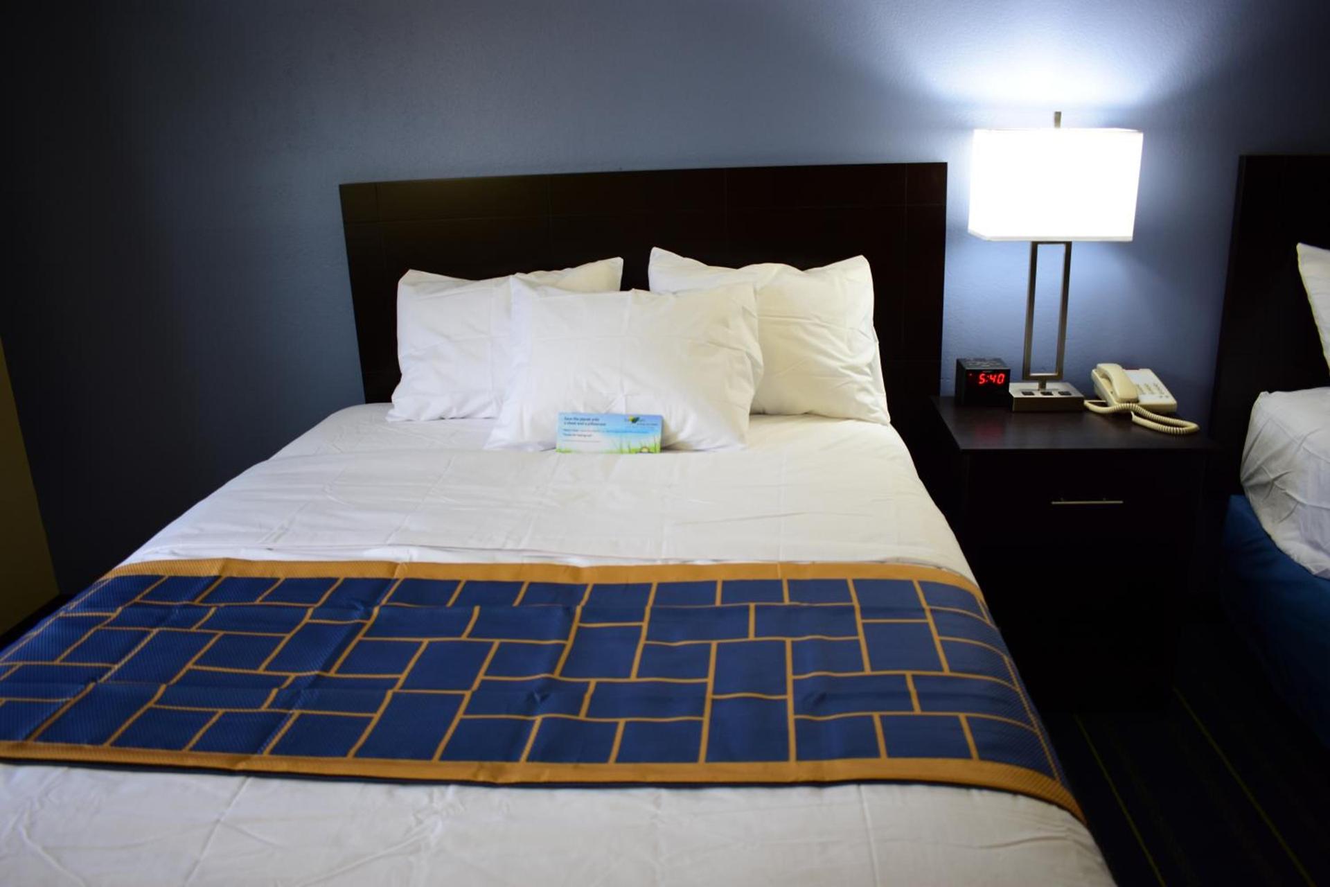 Days Inn by Wyndham Augusta photo 15