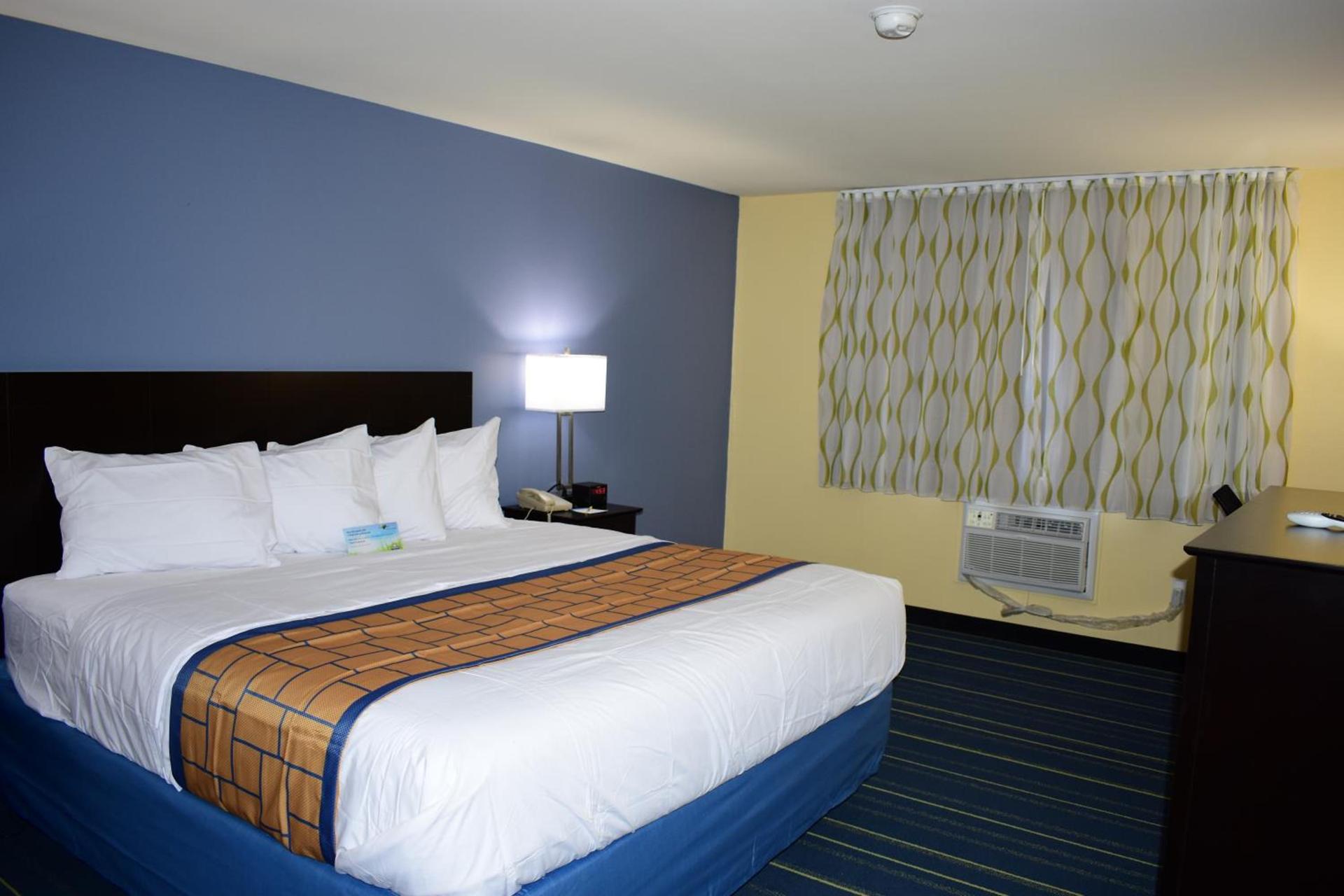Days Inn by Wyndham Augusta photo 26