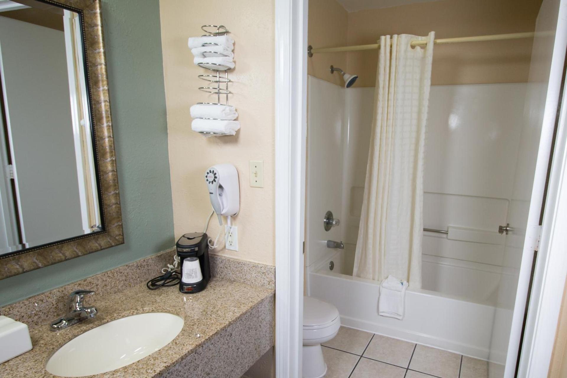 Key West Inn - Fairhope photo 24