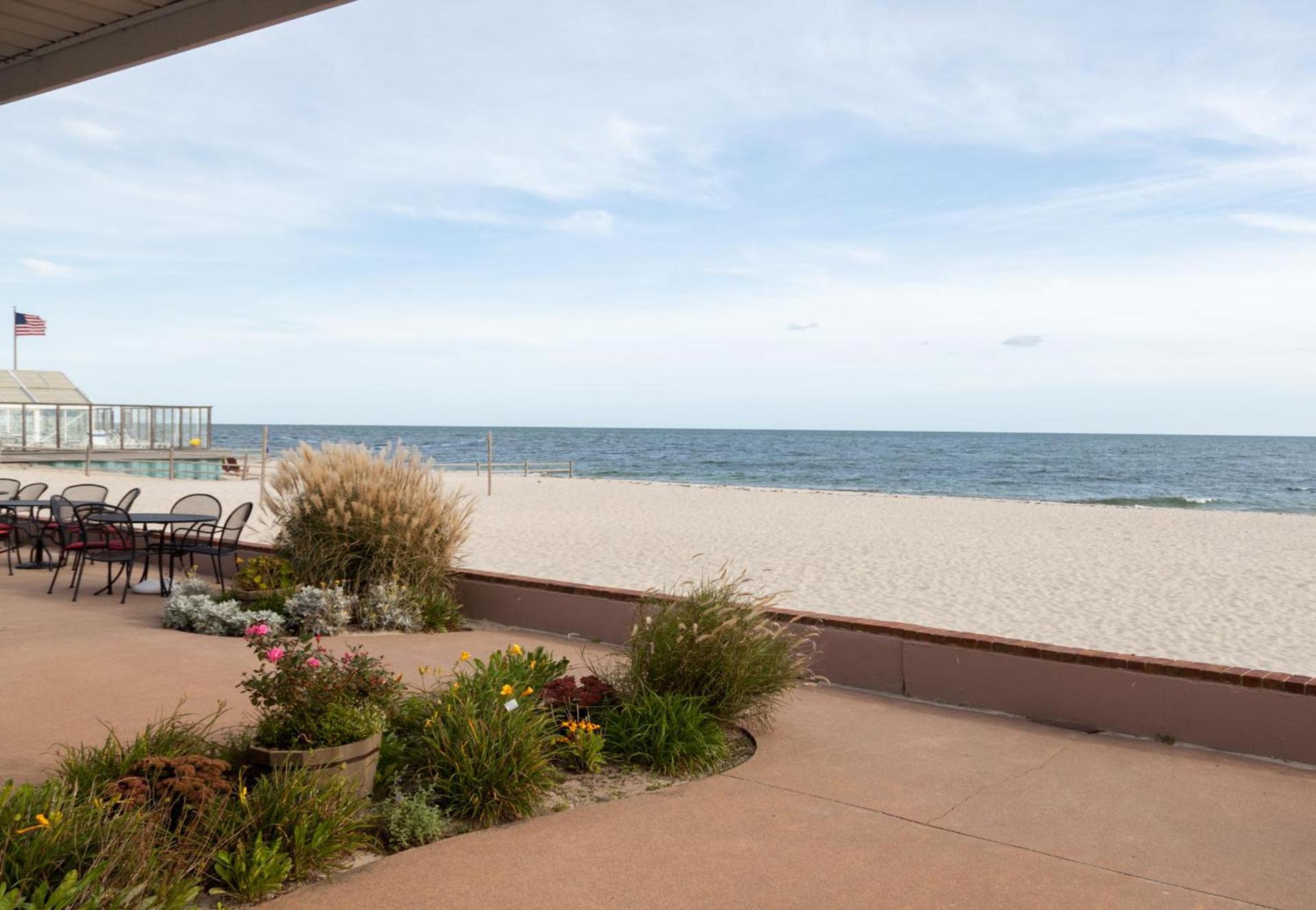 Riviera Beach Resort photo 39