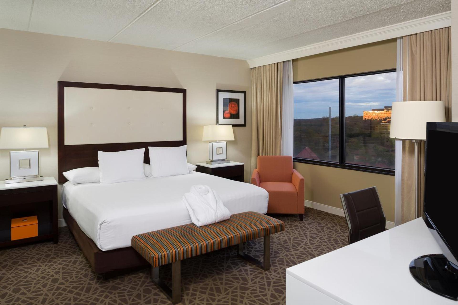 Hyatt Regency Suites Atlanta Northwest photo 7