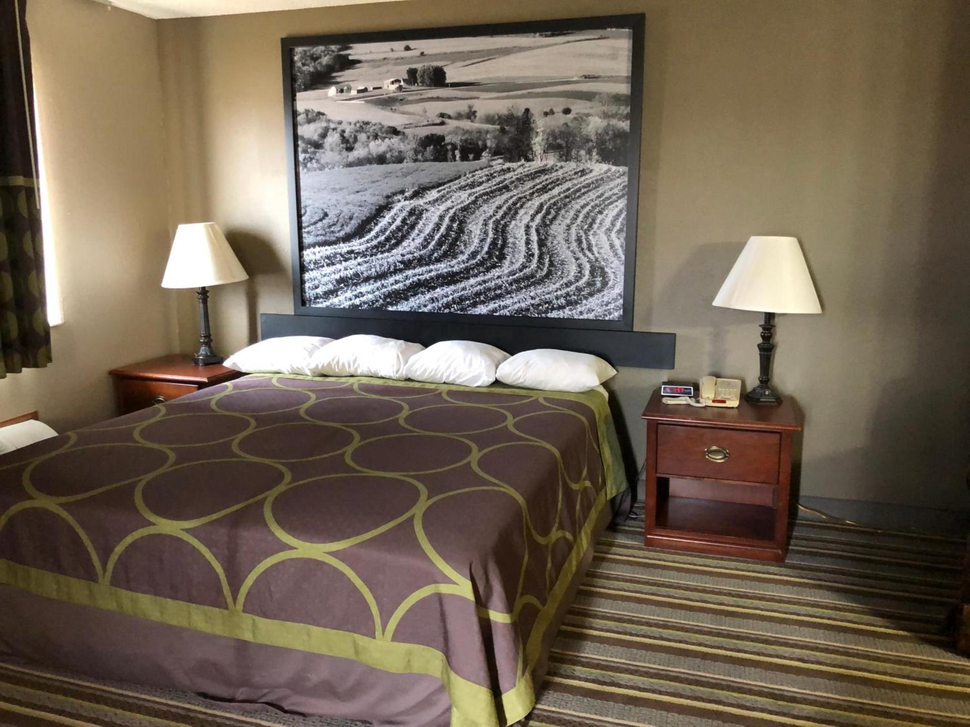 Circle S Motel photo 14