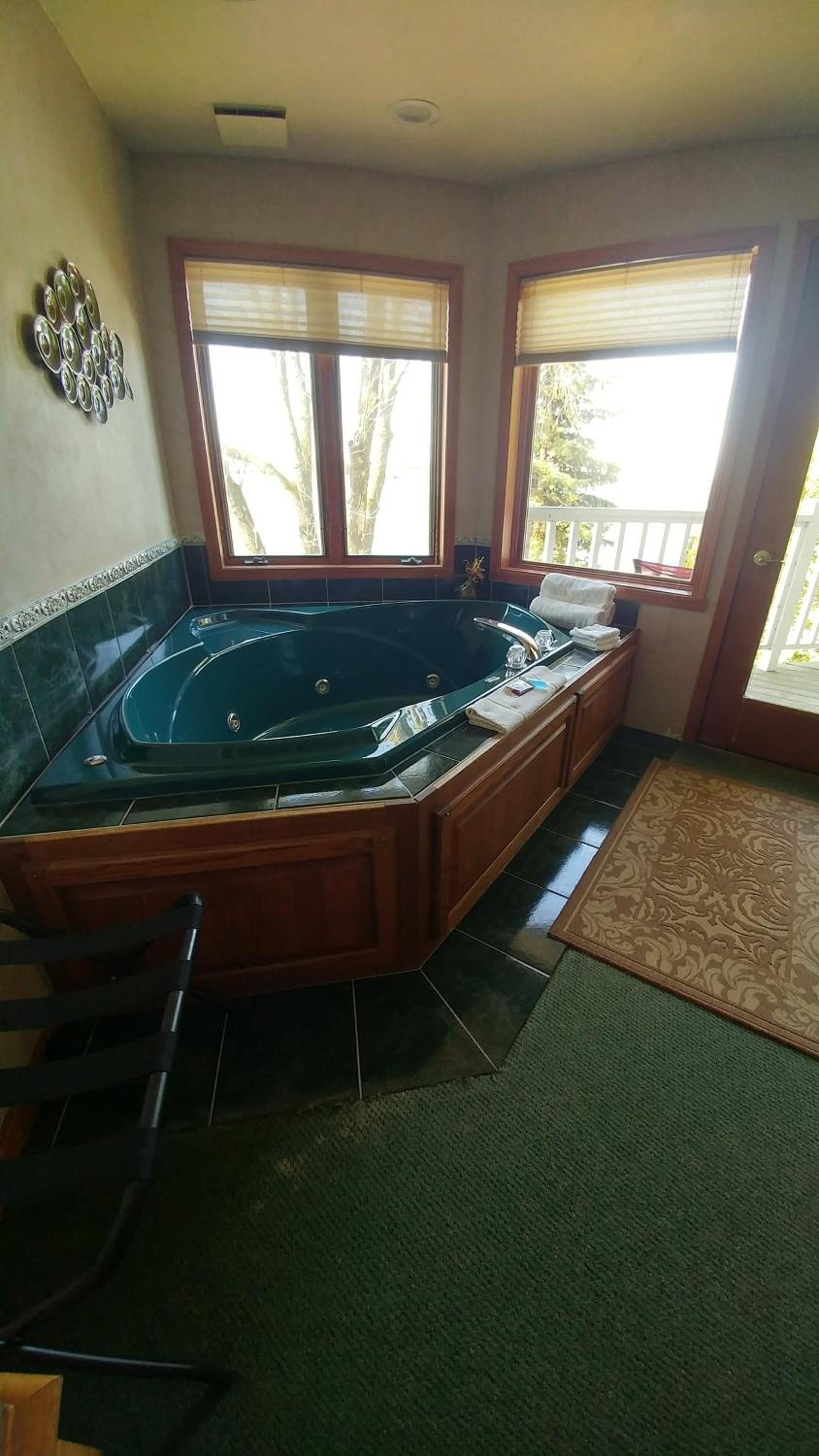 Snug Harbor Inn photo 12