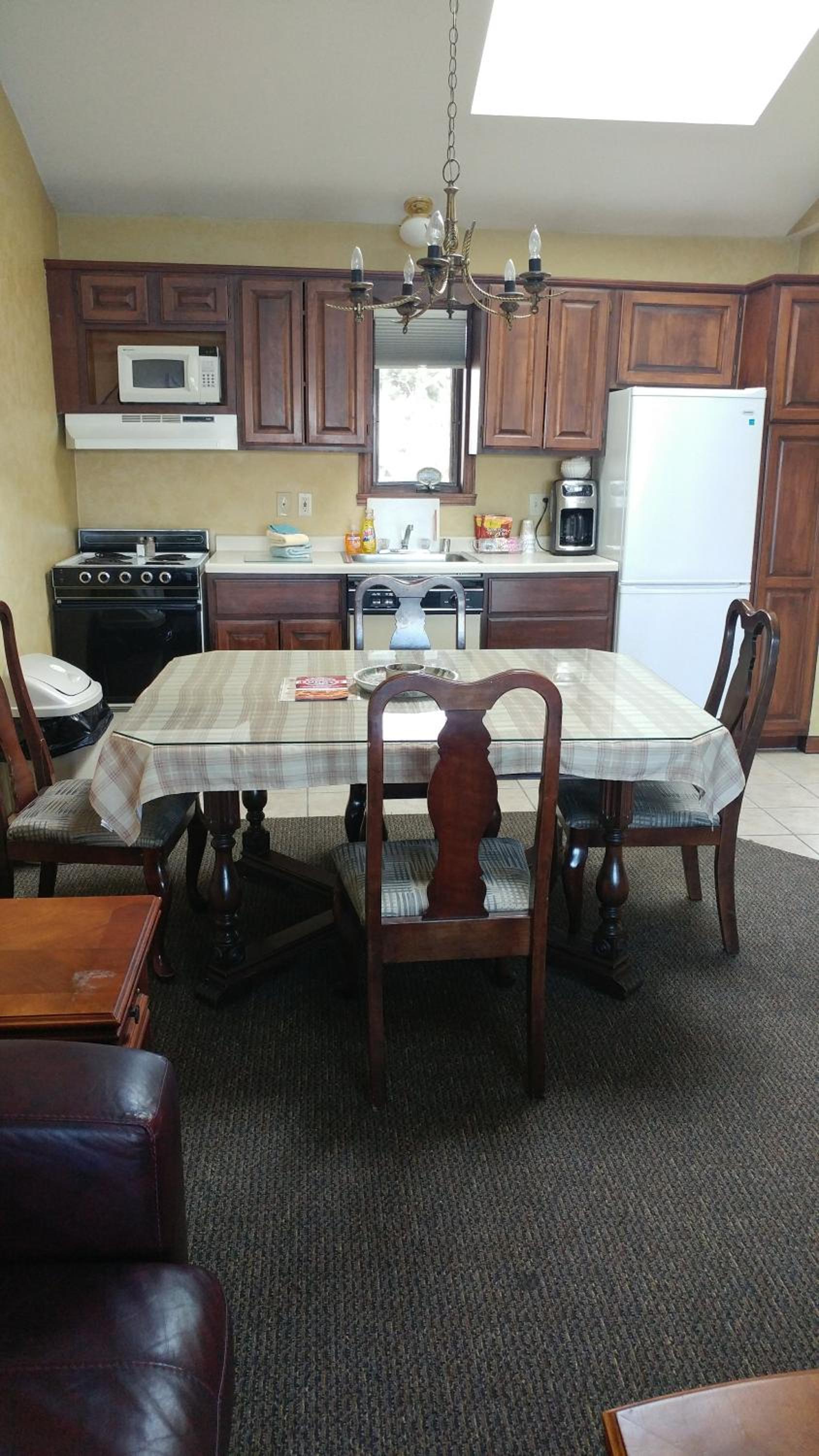 Snug Harbor Inn photo 49