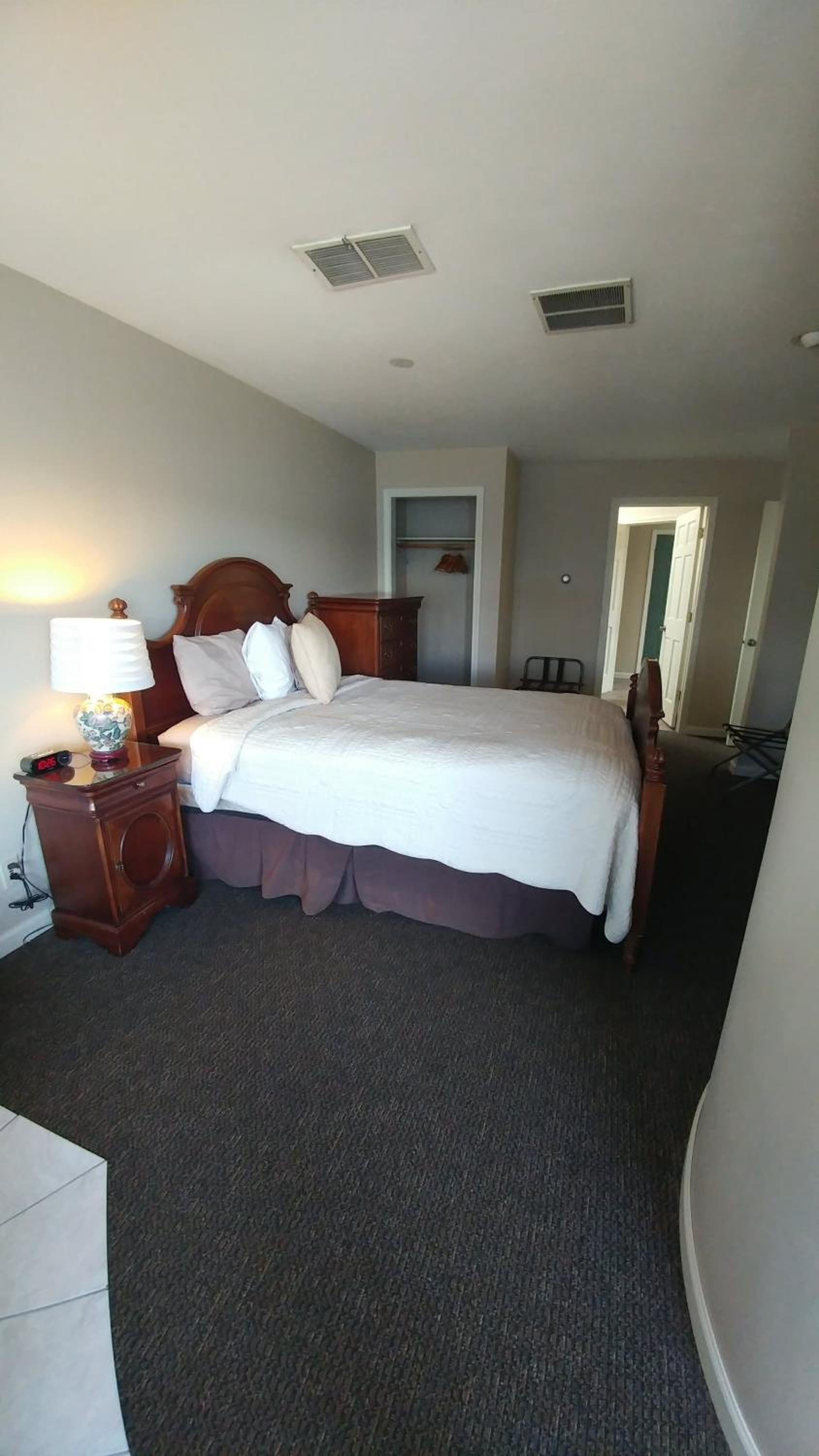 Snug Harbor Inn photo 94