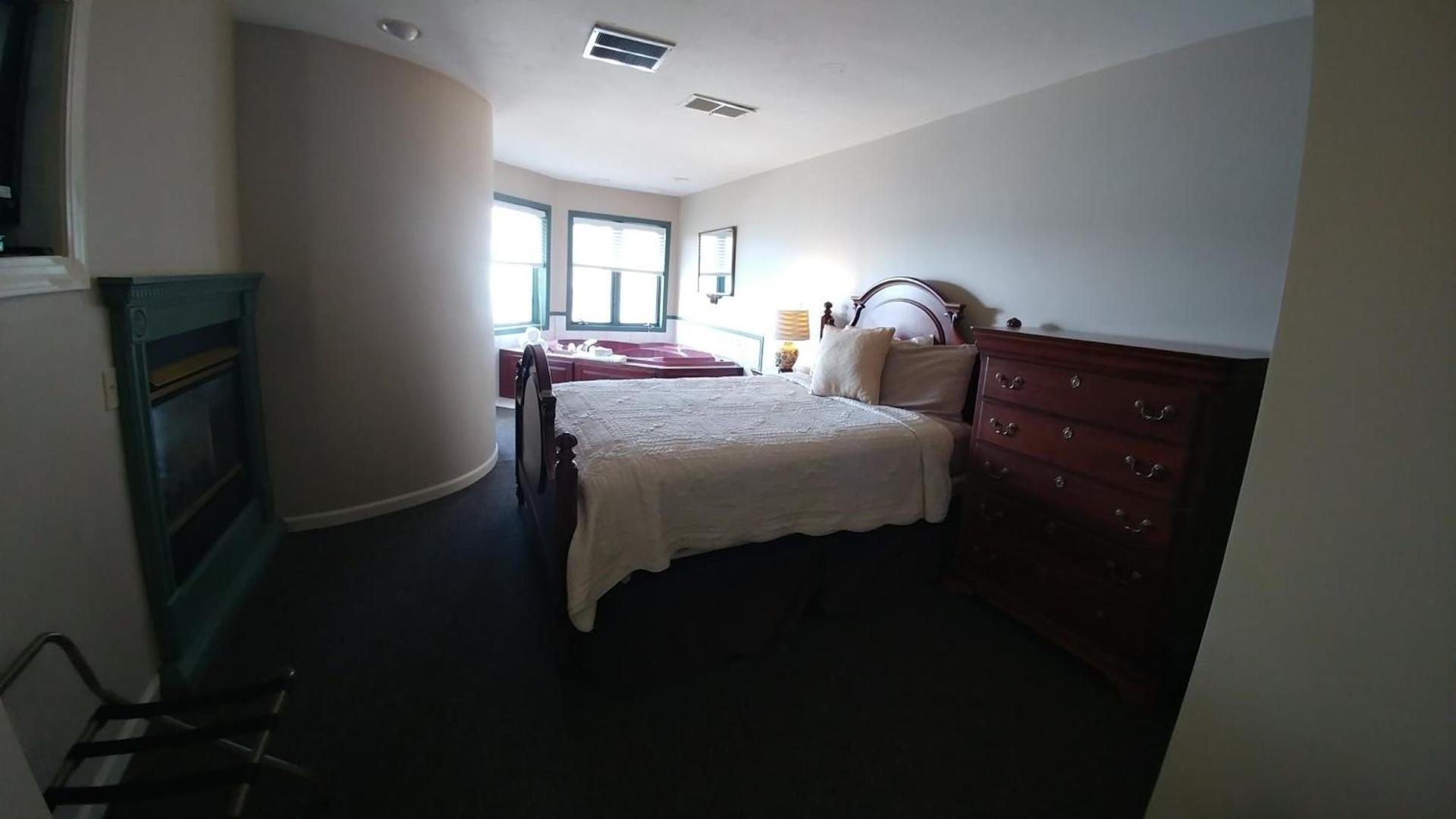 Snug Harbor Inn photo 25