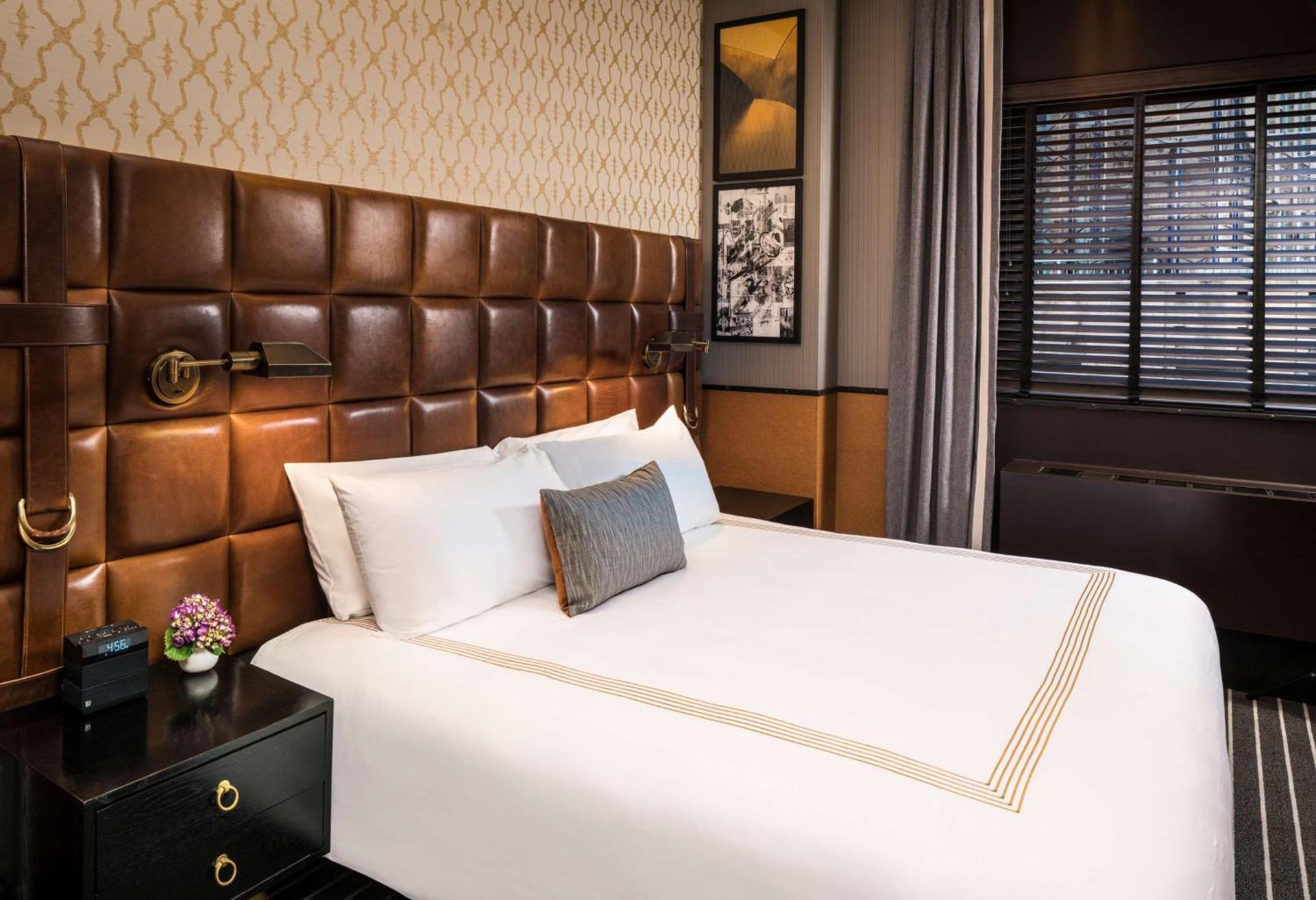 Gild Hall, A Thompson Hotel, by Hyatt photo 27