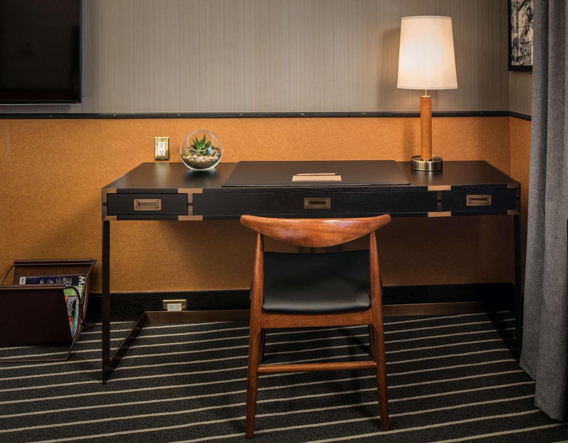 Gild Hall, A Thompson Hotel, by Hyatt photo 32
