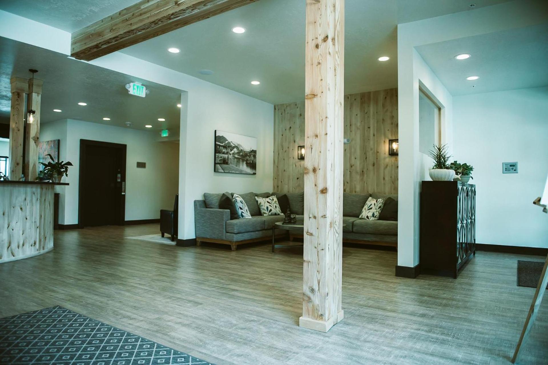 Silver Creek Hotel photo 18
