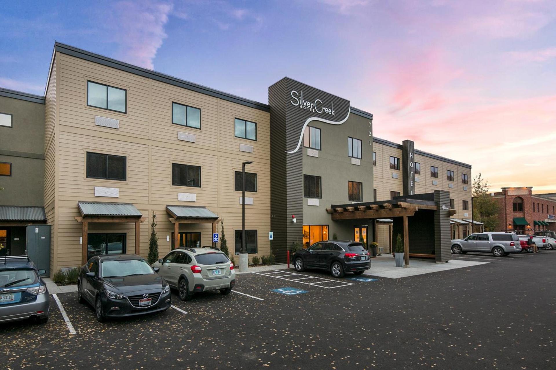 Silver Creek Hotel photo 40