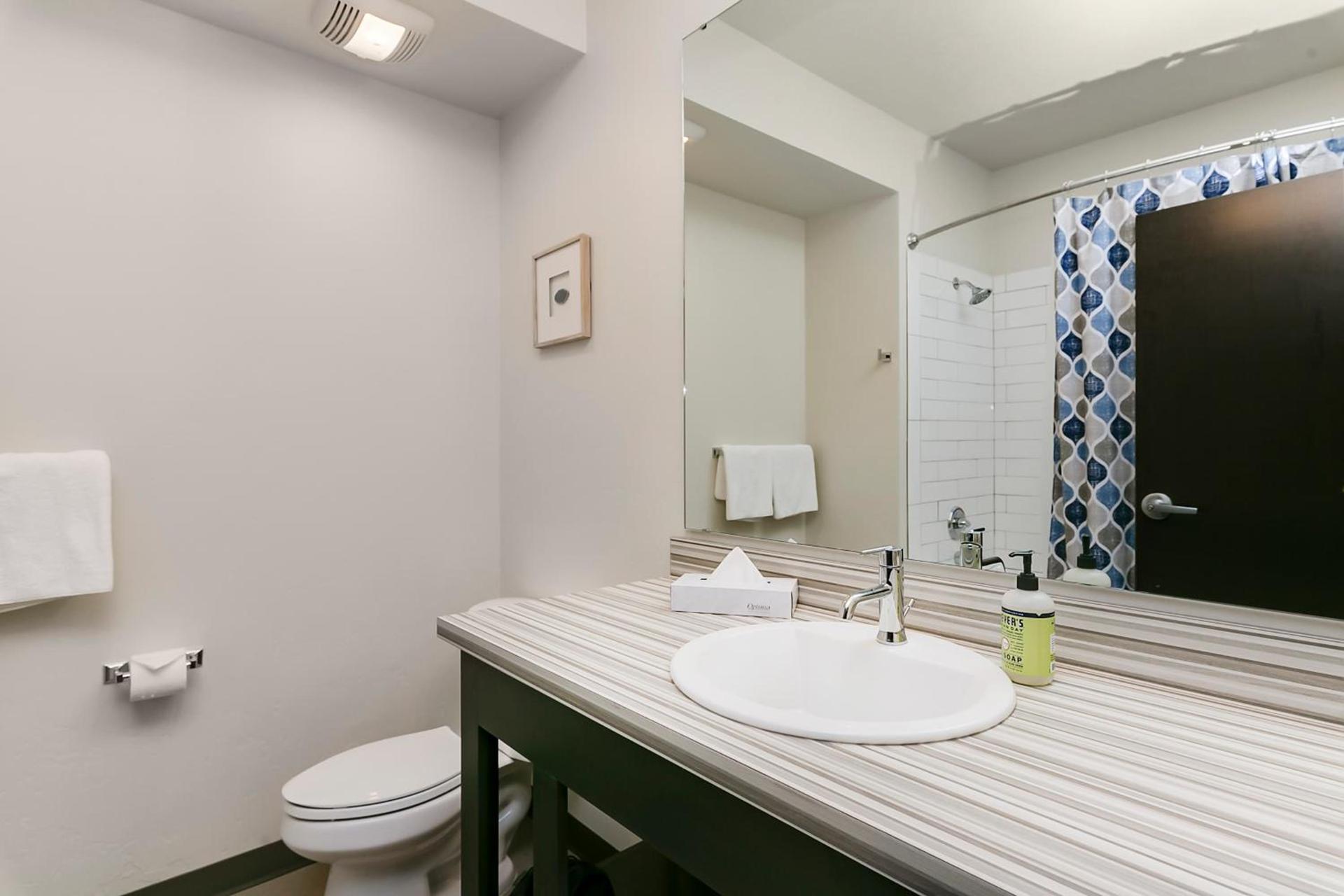 Silver Creek Hotel photo 46