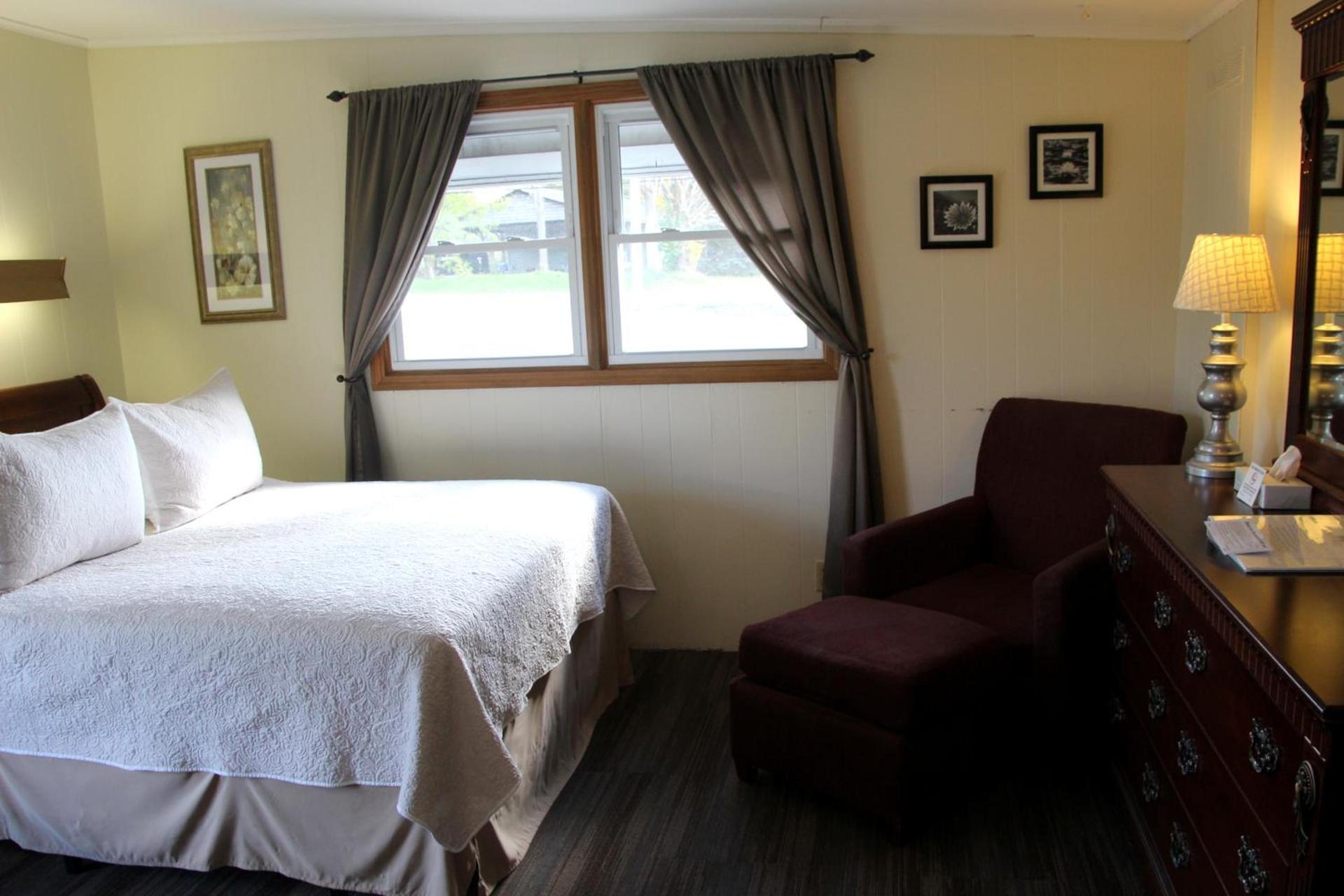 All Seasons Inn photo 10