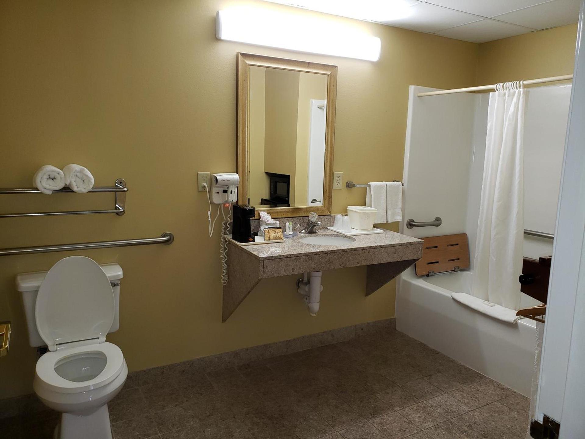 SureStay Plus Hotel by Best Western Warner Robins AFB photo 41