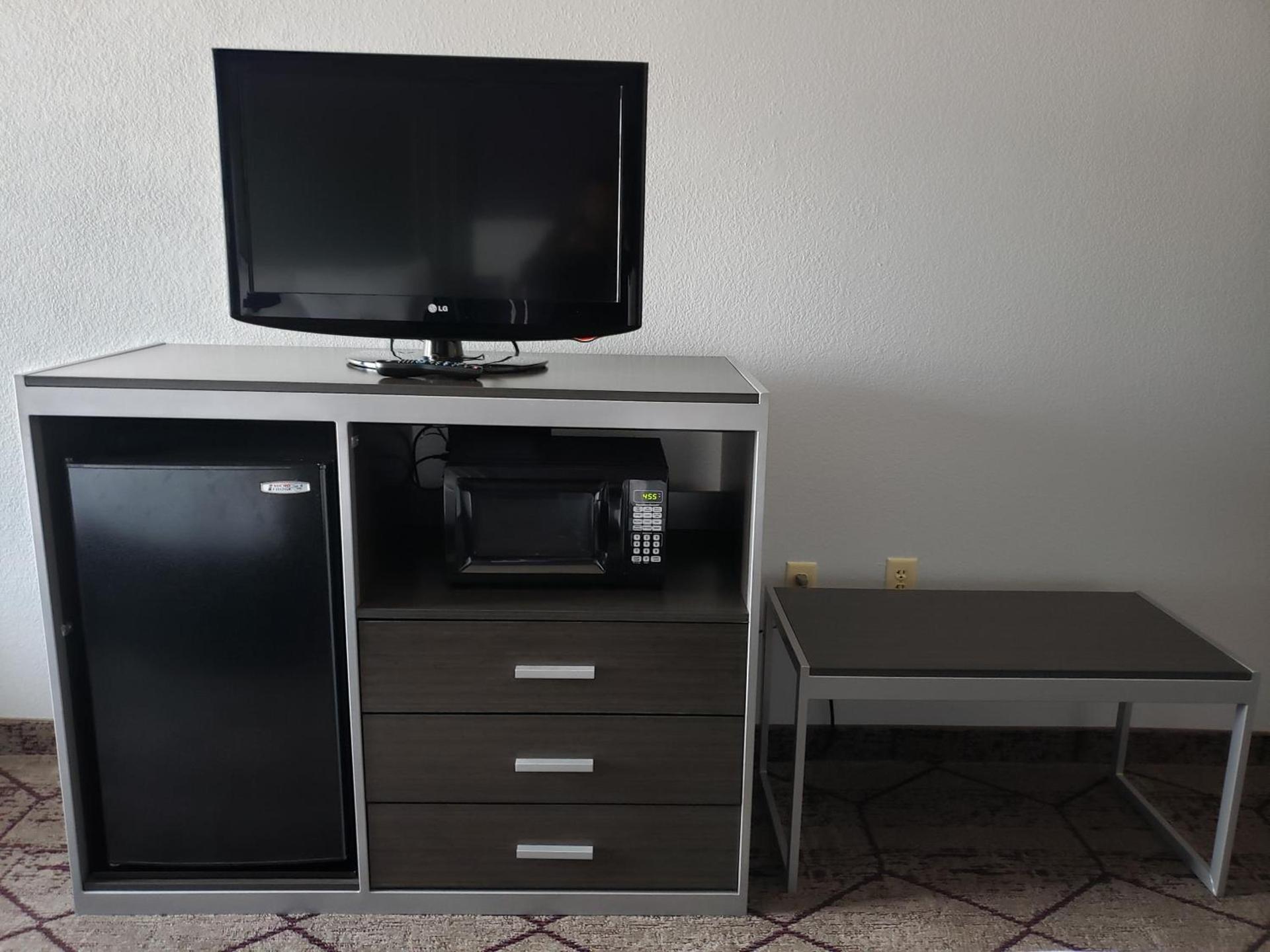 SureStay Plus Hotel by Best Western Warner Robins AFB photo 39