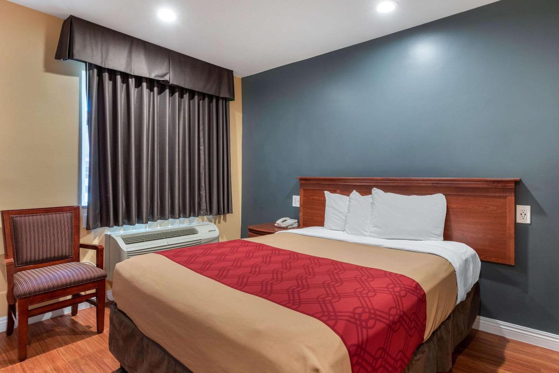Rodeway Inn Carson - Los Angeles South photo 3