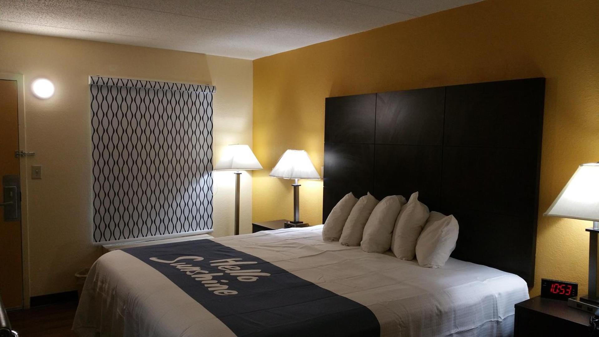 Days Inn by Wyndham Ridgeland South Carolina photo 14