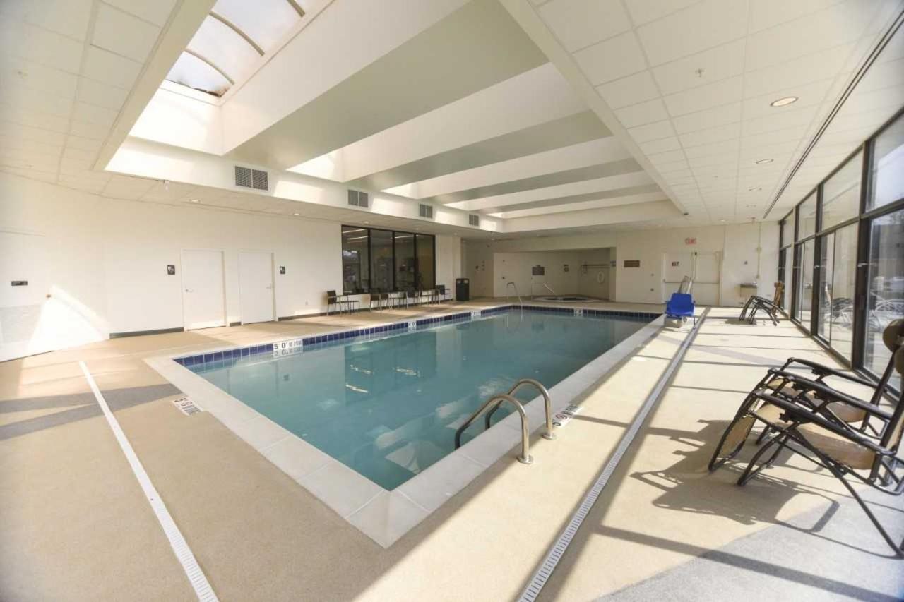 Doubletree By Hilton Battle Creek photo 23