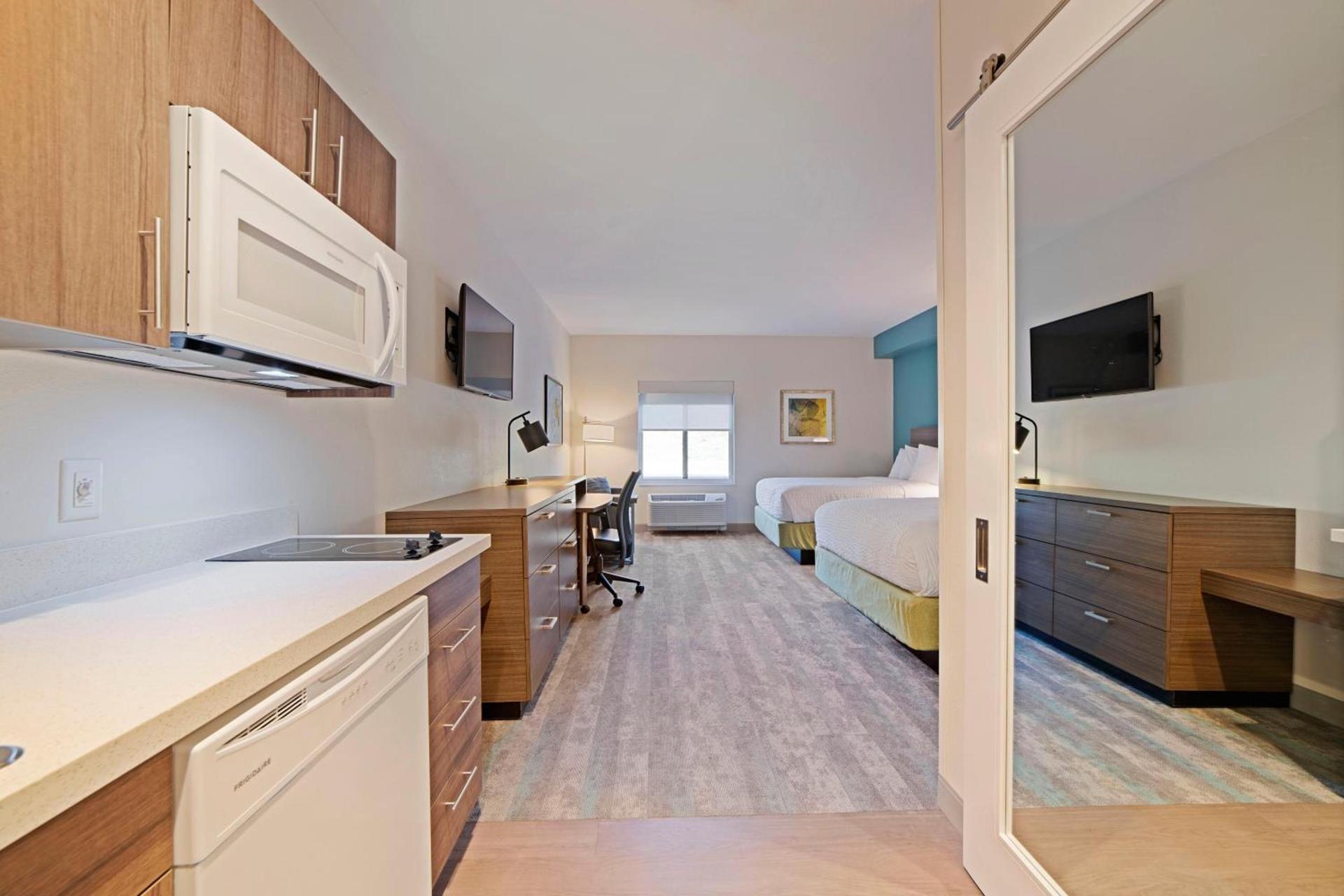 Extended Stay America Premier Suites - Greenville - Woodruff Road photo 35