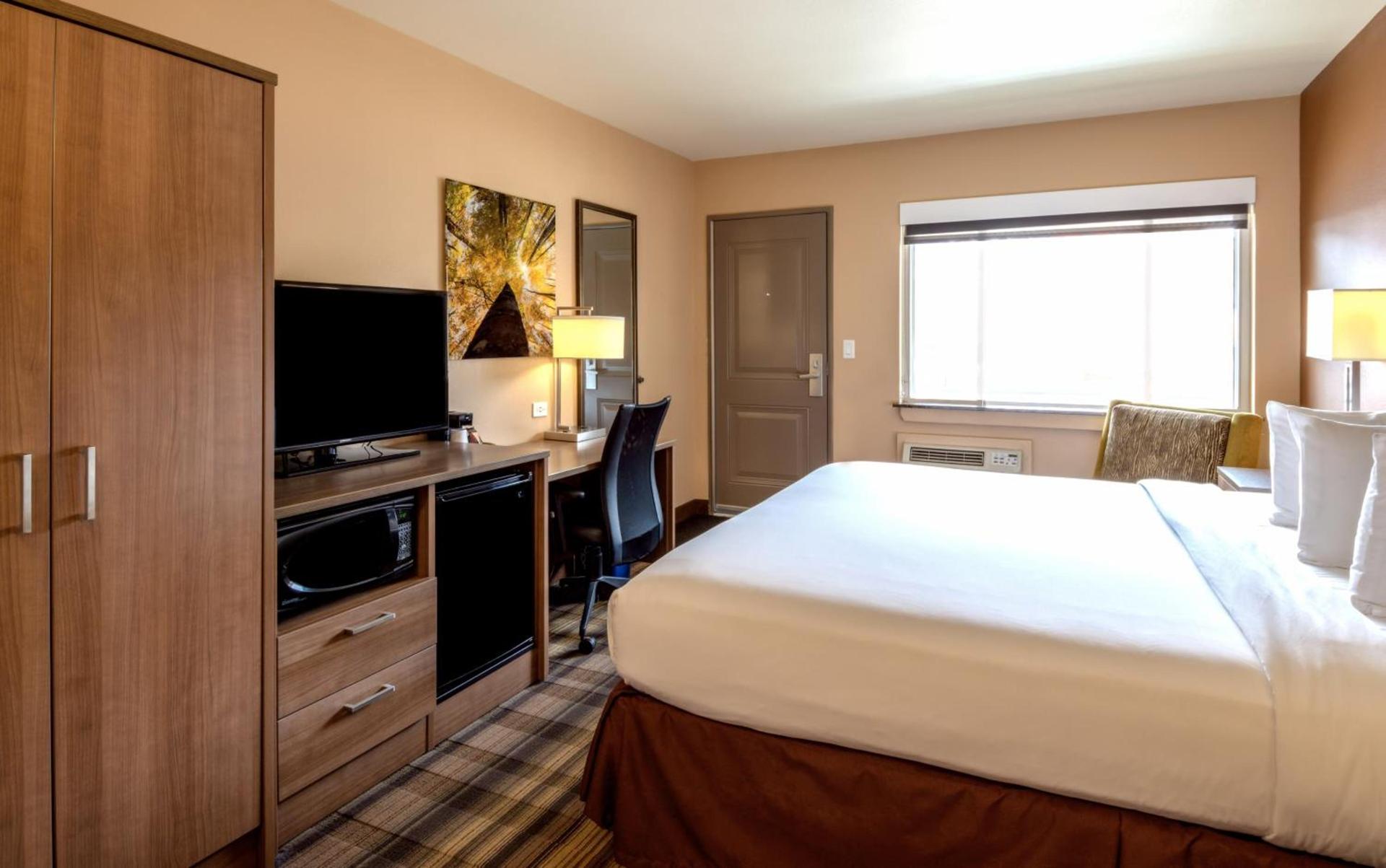 Boulder University Inn photo 14