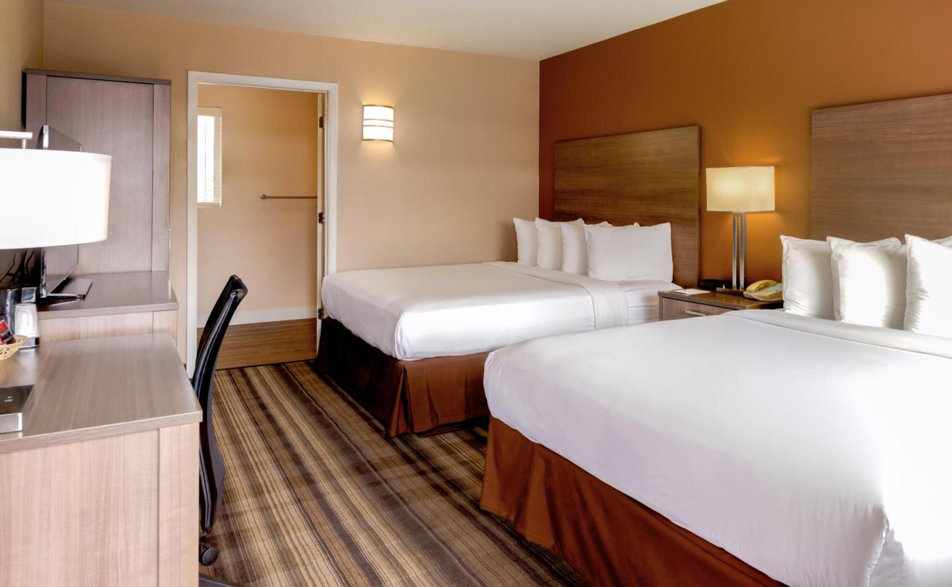 Boulder University Inn photo 3