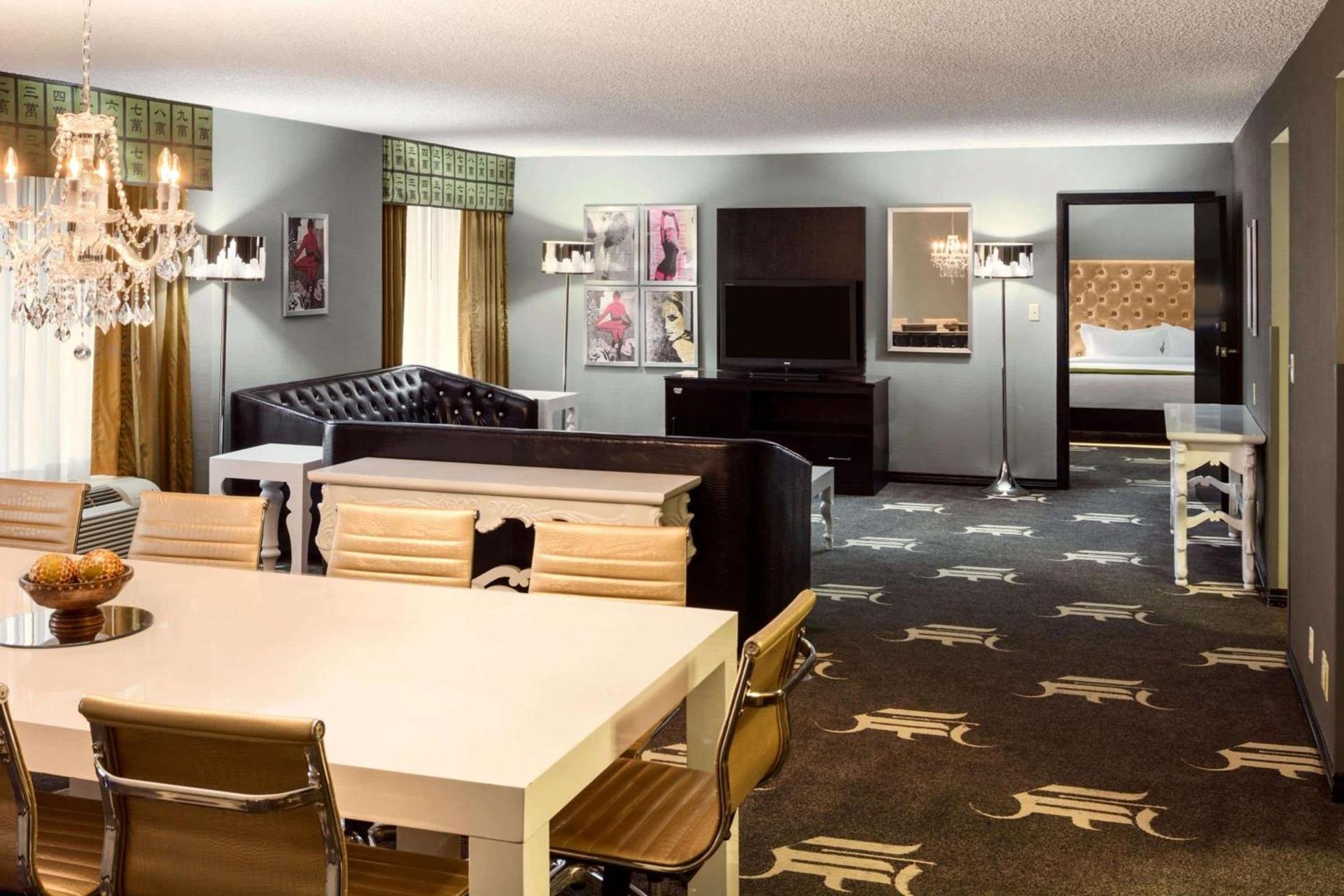 Wyndham Garden Dallas North photo 37