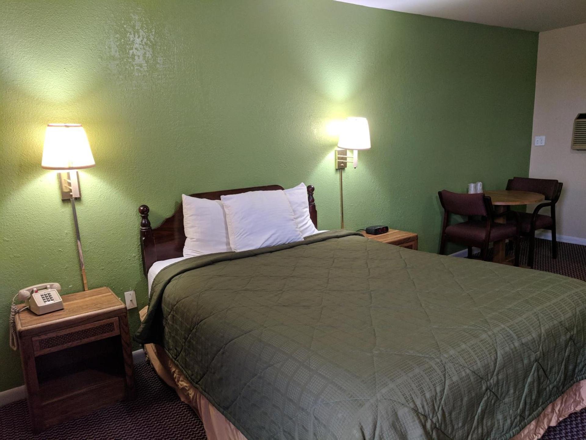 Benton Inn photo 13