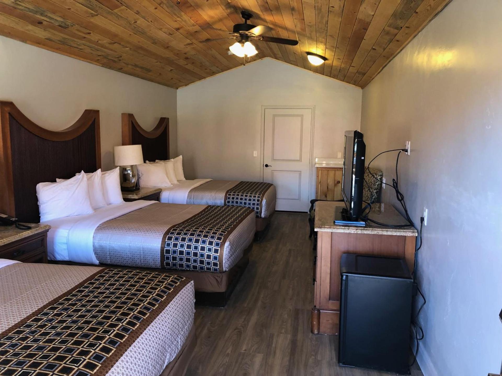 Red Canyon Cabins photo 17