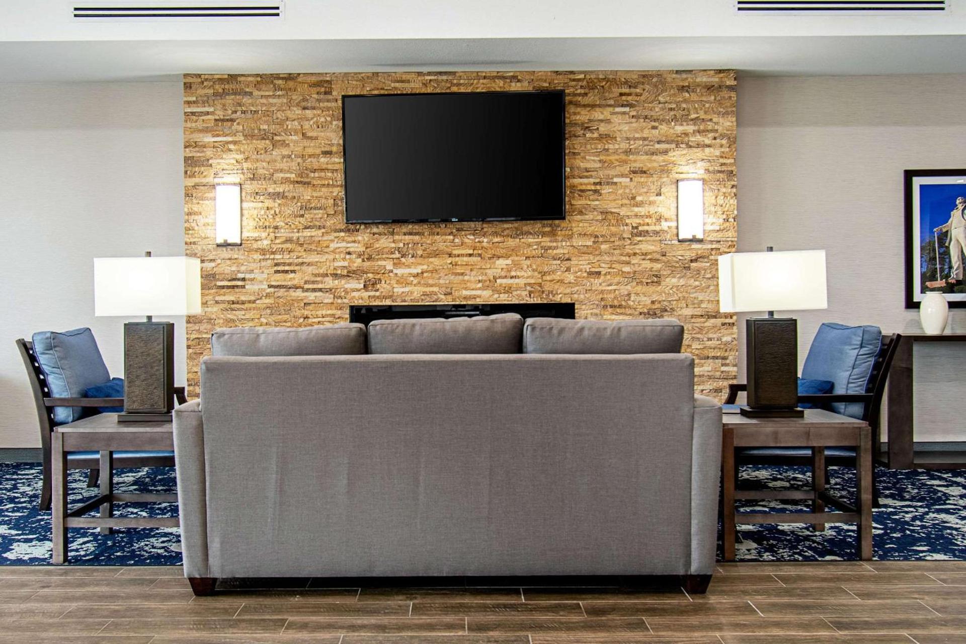 Comfort Suites Humble Houston IAH photo 42