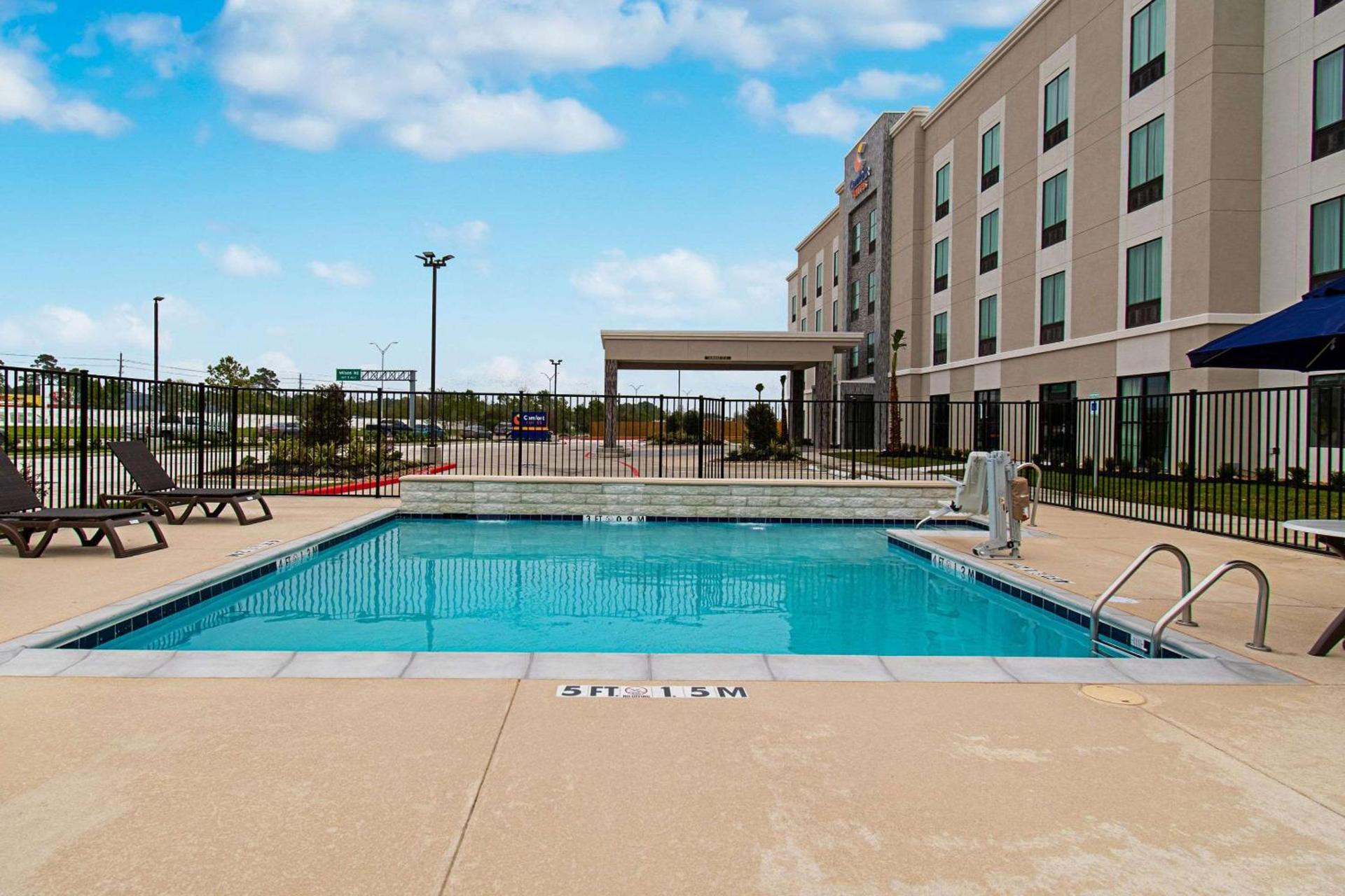 Comfort Suites Humble Houston IAH photo 41
