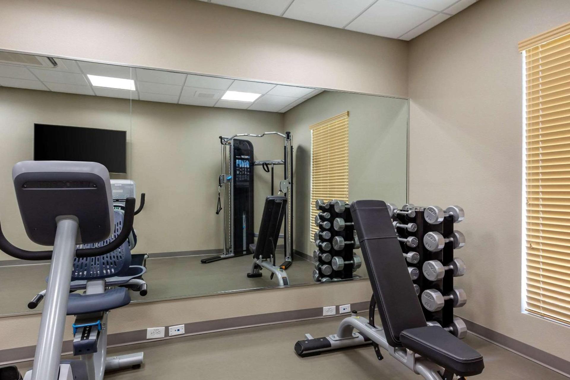 Sleep Inn & Suites Tampa South photo 40