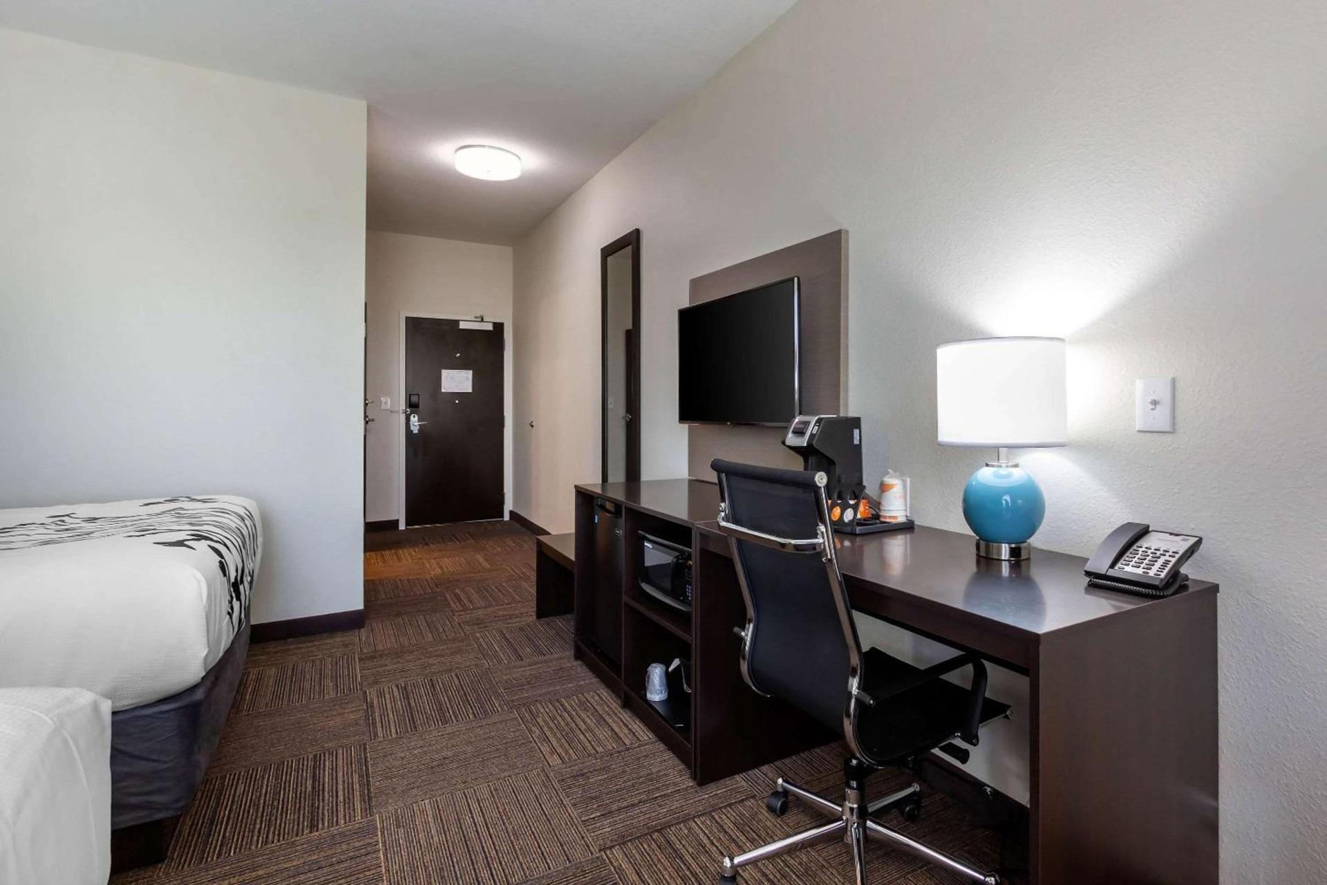 Sleep Inn & Suites Tampa South photo 15