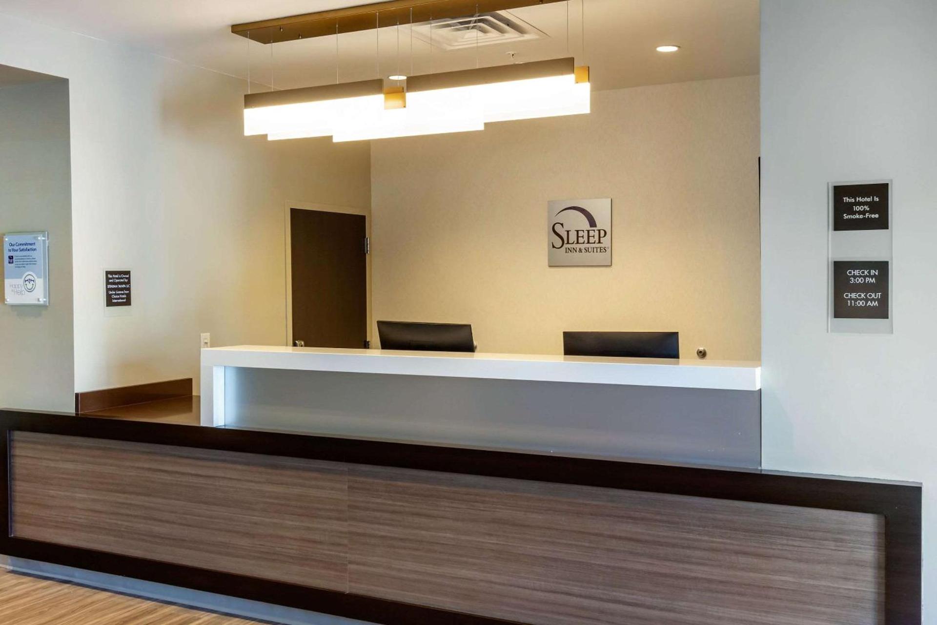 Sleep Inn & Suites Tampa South photo 4