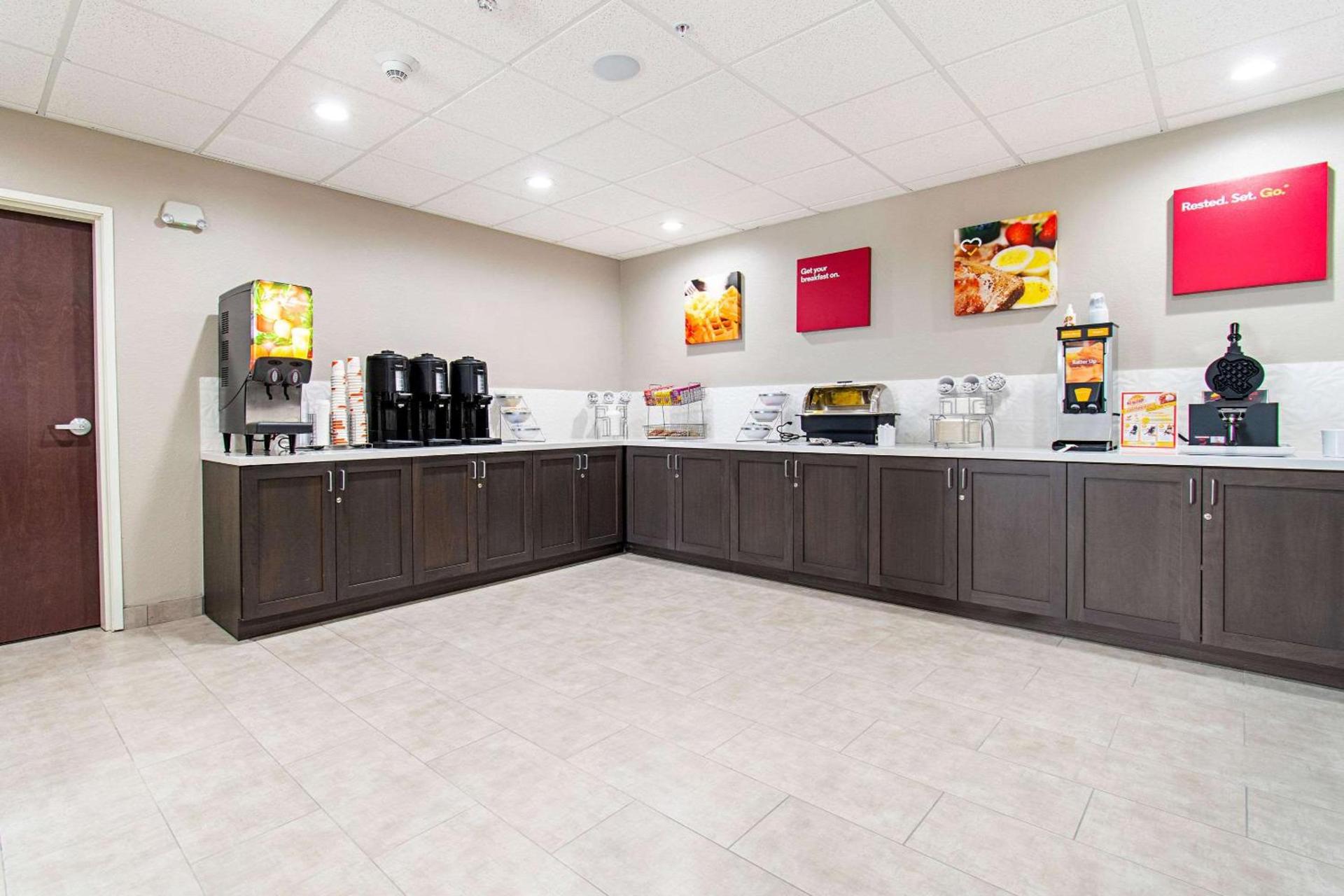 Comfort Suites Humble Houston IAH photo 38