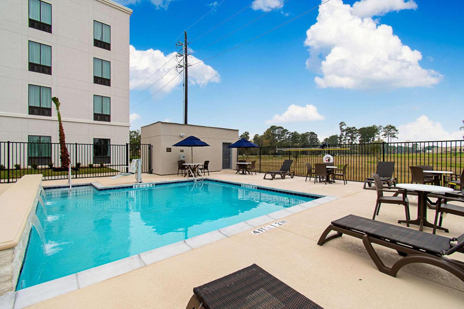 Comfort Suites Humble Houston IAH photo 28