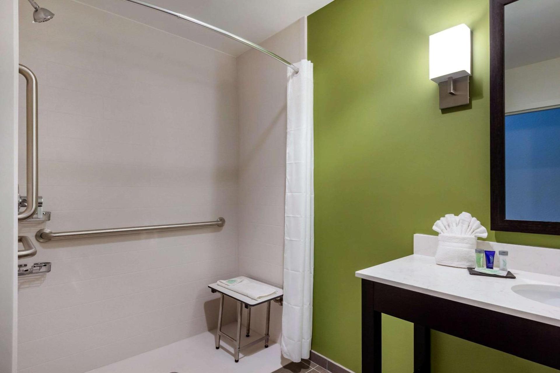 Sleep Inn & Suites Tampa South photo 23