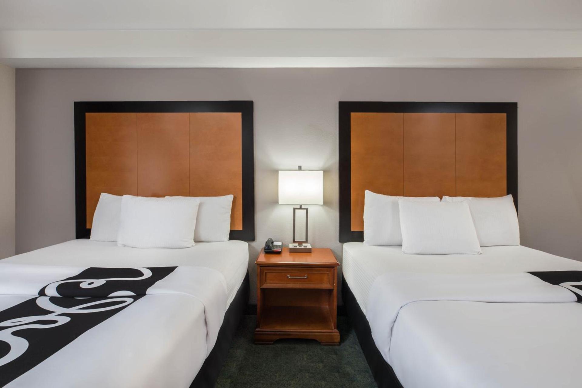 La Quinta Inn by Wyndham Everett photo 30