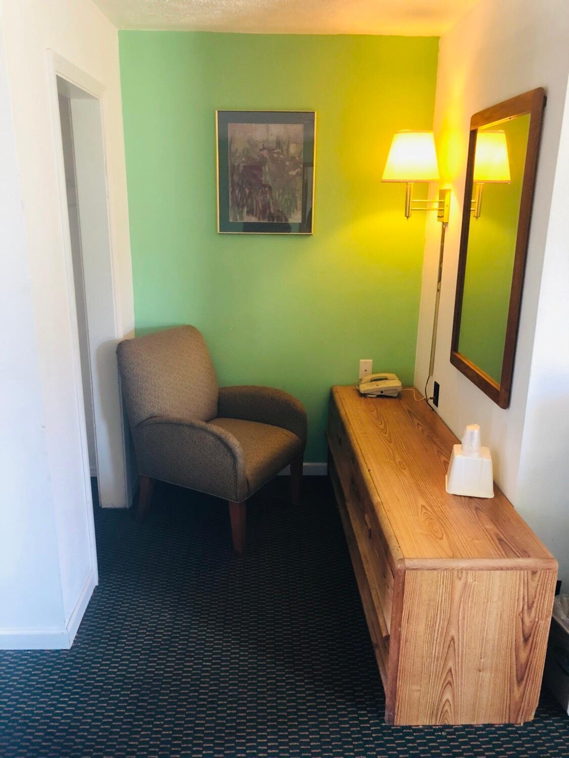 Woodridge Motel photo 9