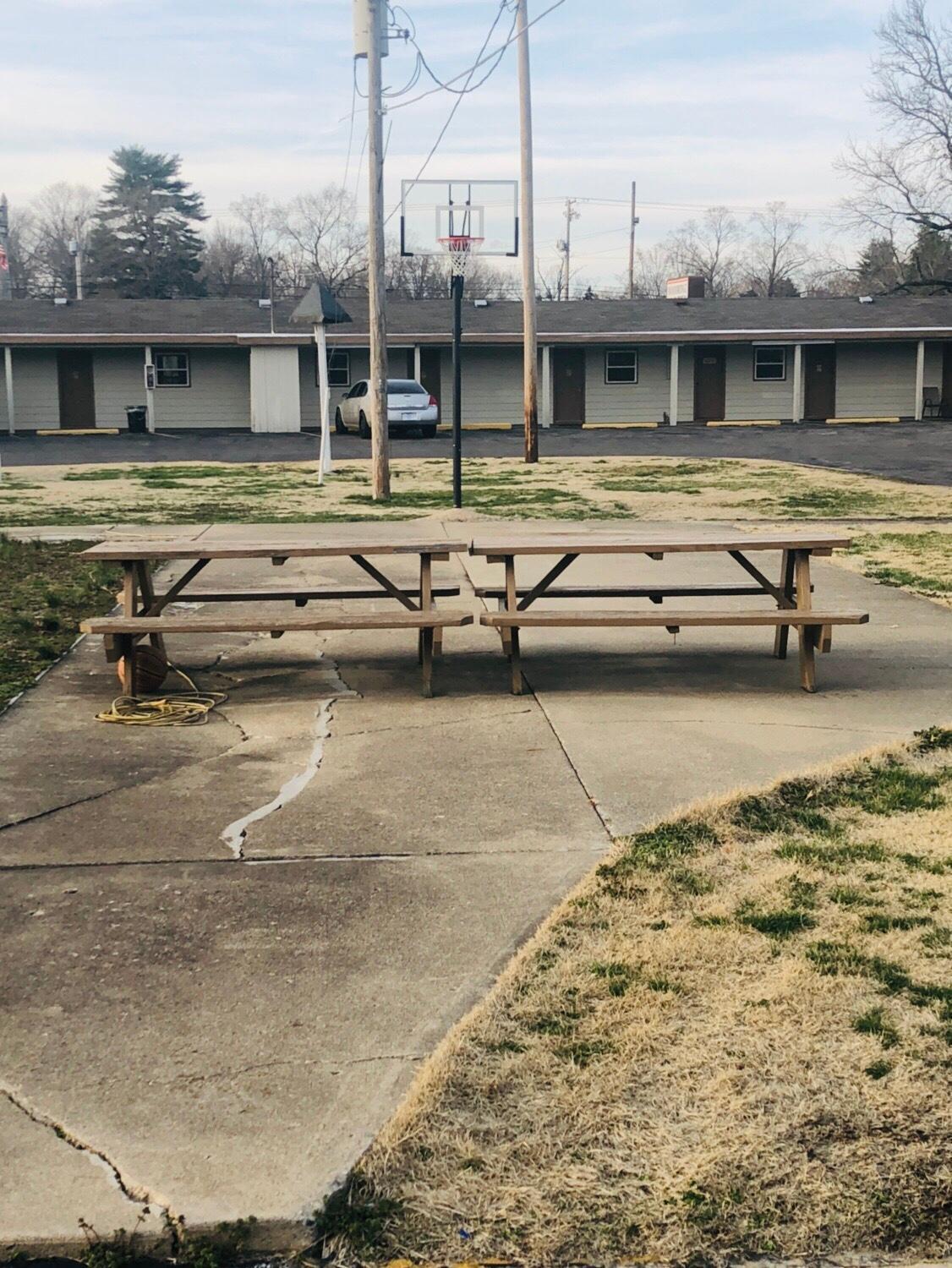 Woodridge Motel photo 2