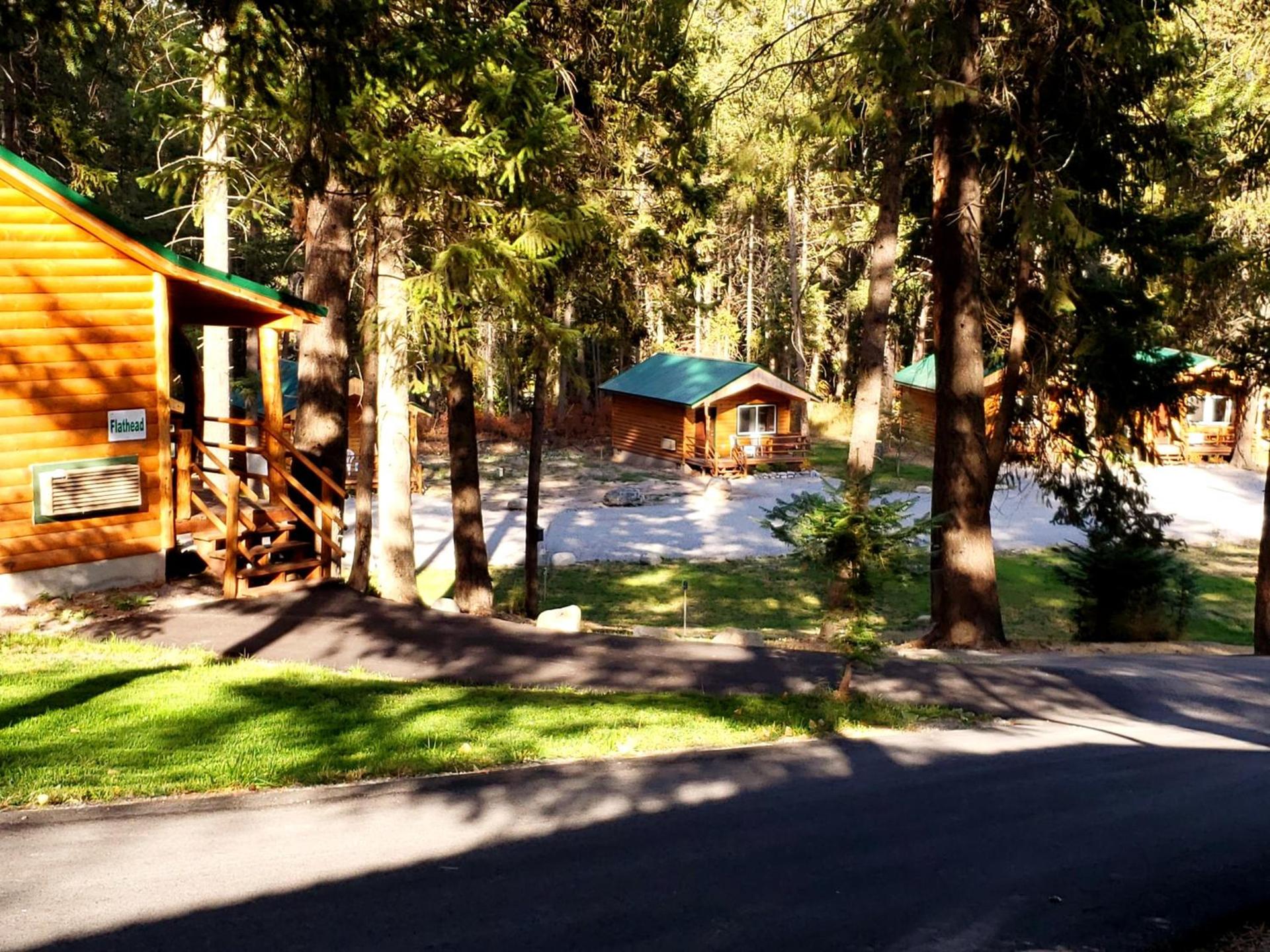 Riverfront Motel & Cabins photo 14