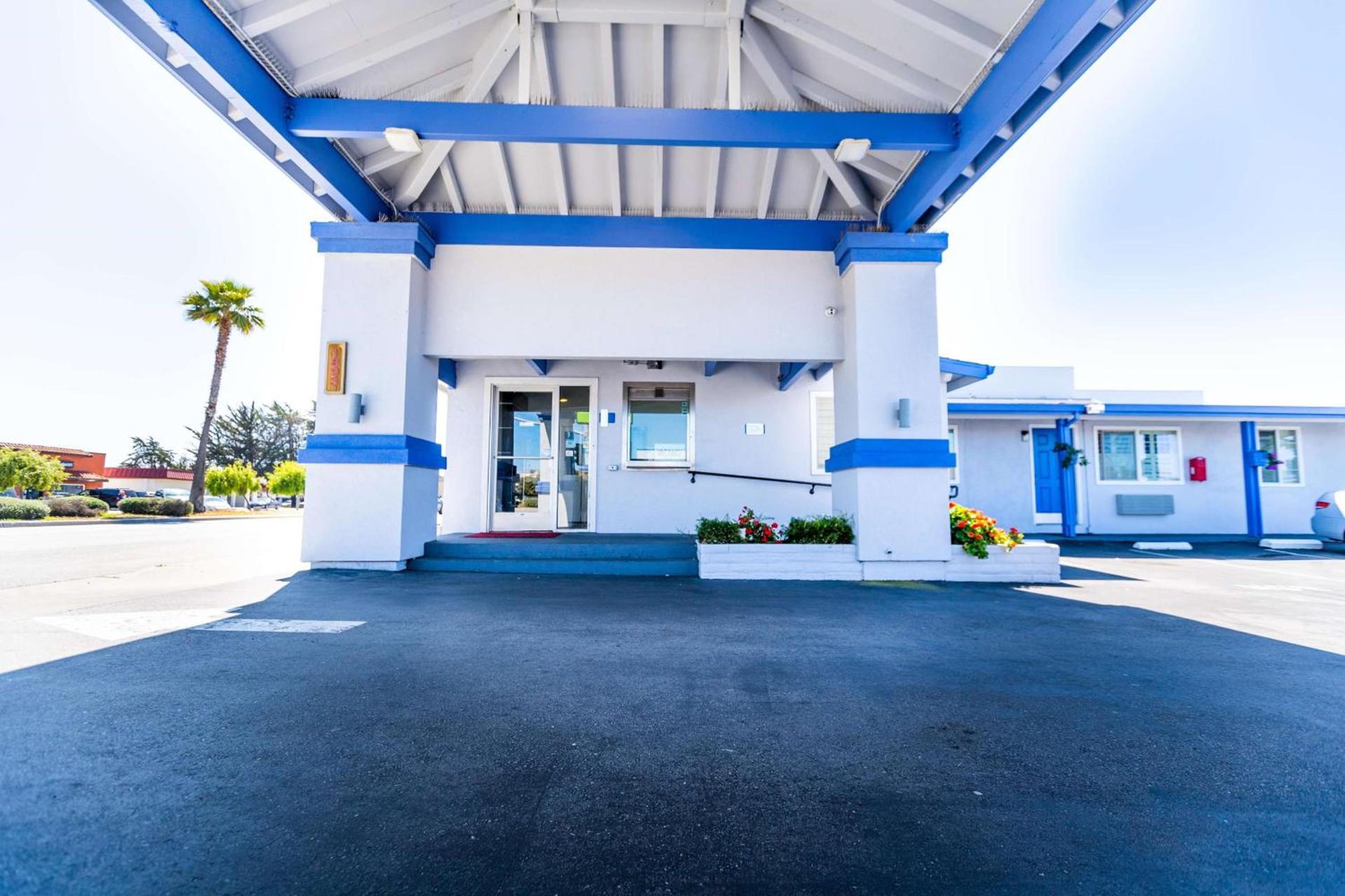 SureStay Hotel by Best Western Seaside Monterey photo 4