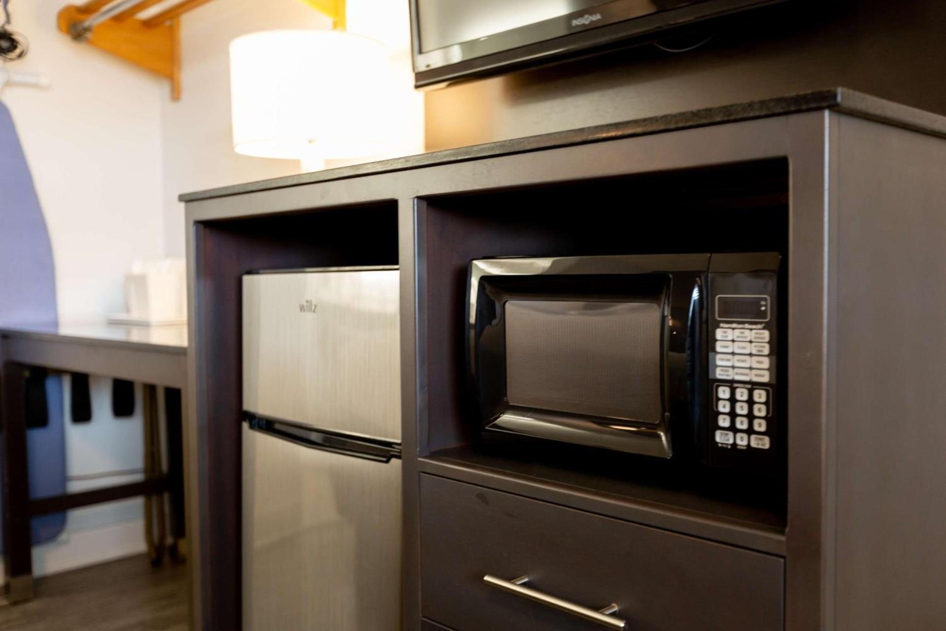 SureStay Hotel by Best Western Seaside Monterey photo 21