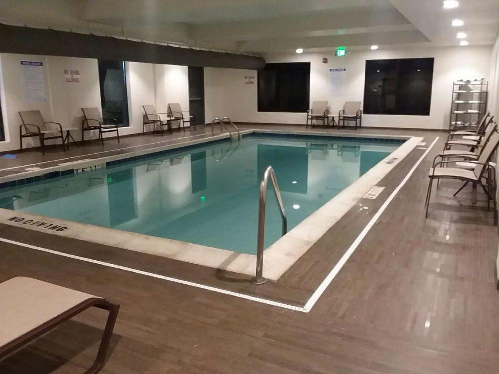 Comfort Suites Denver International Airport photo 20
