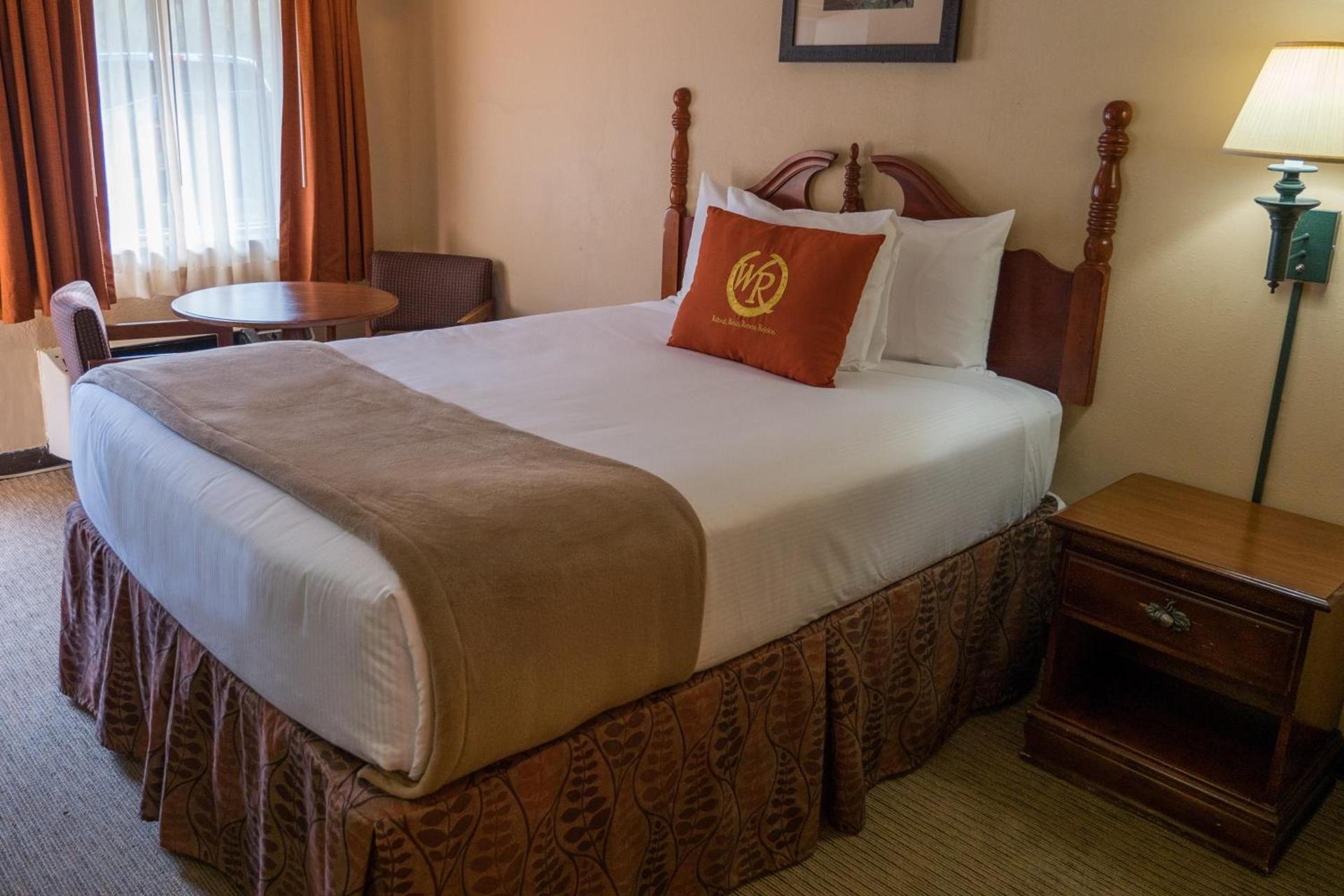 Wild Bear Inn photo 22