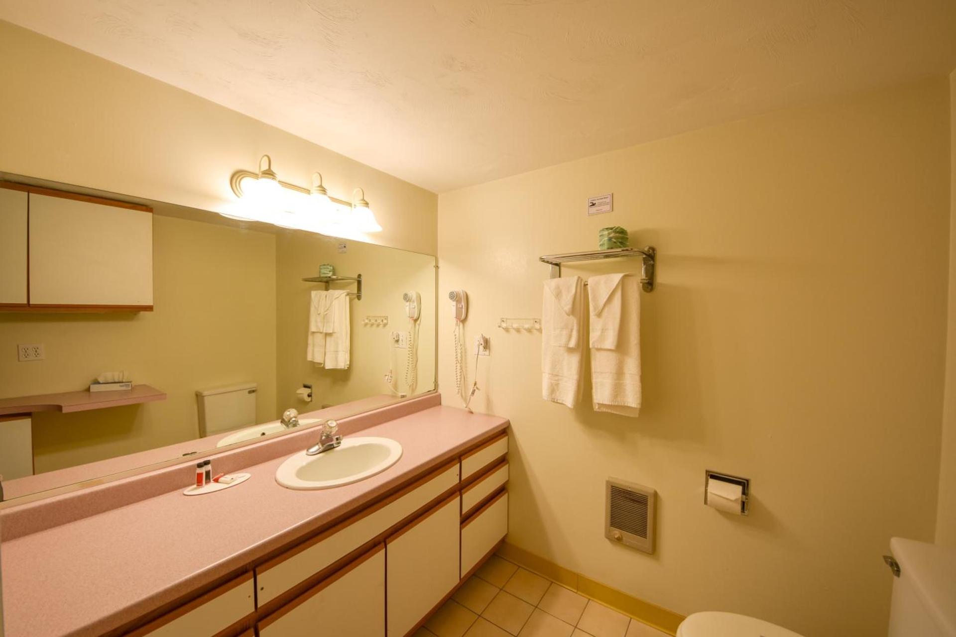 Cape Sands Inn photo 26